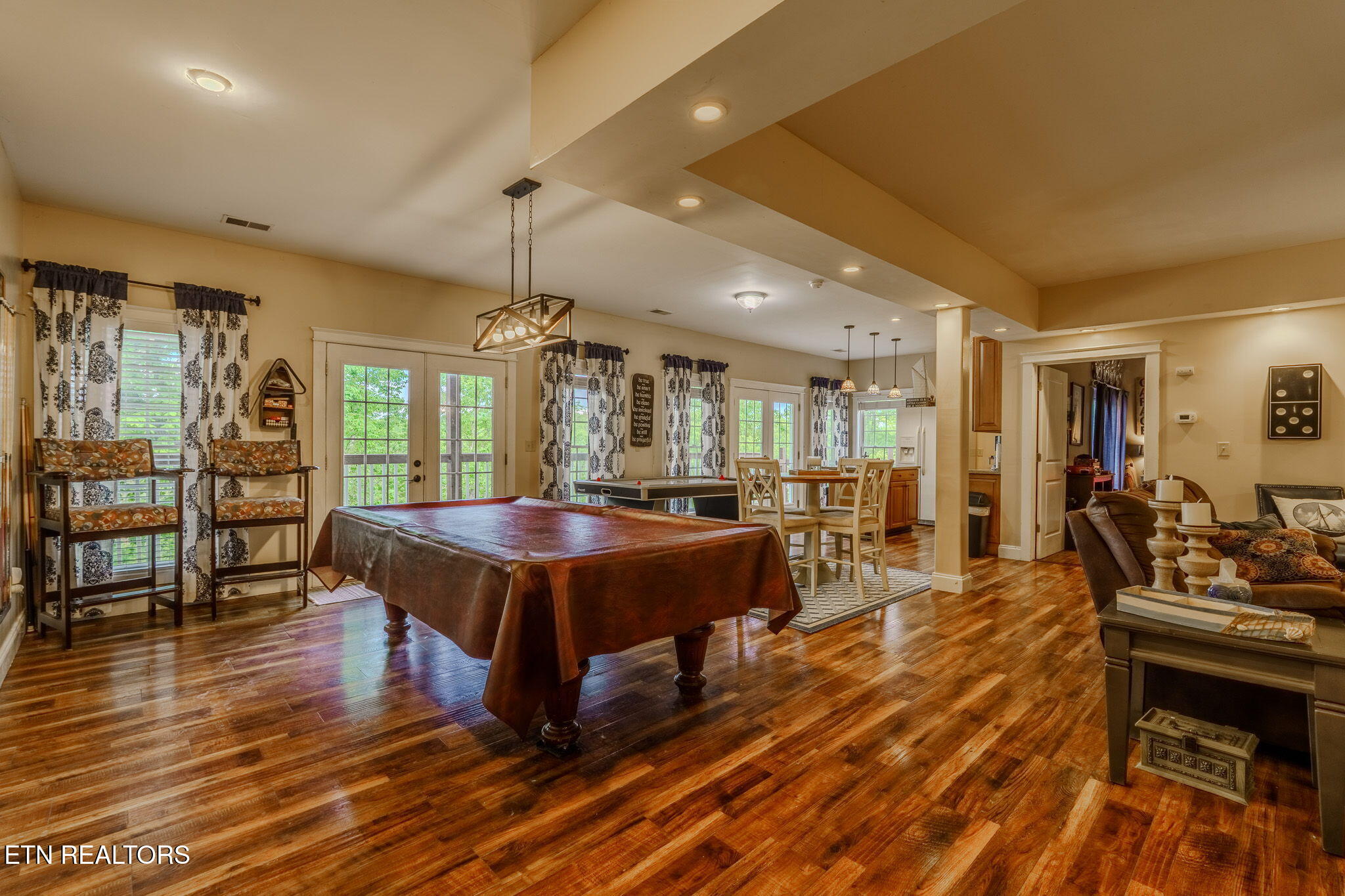 1279 Clabo Lane Sevierville TN 37876