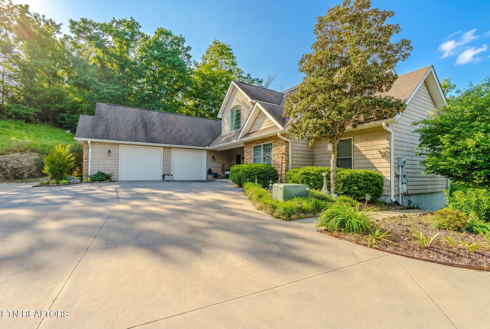 1279 Clabo Lane Sevierville TN 37876
