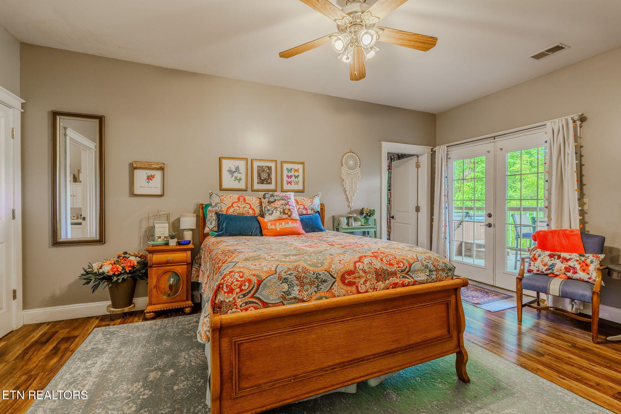 1279 Clabo Lane Sevierville TN 37876