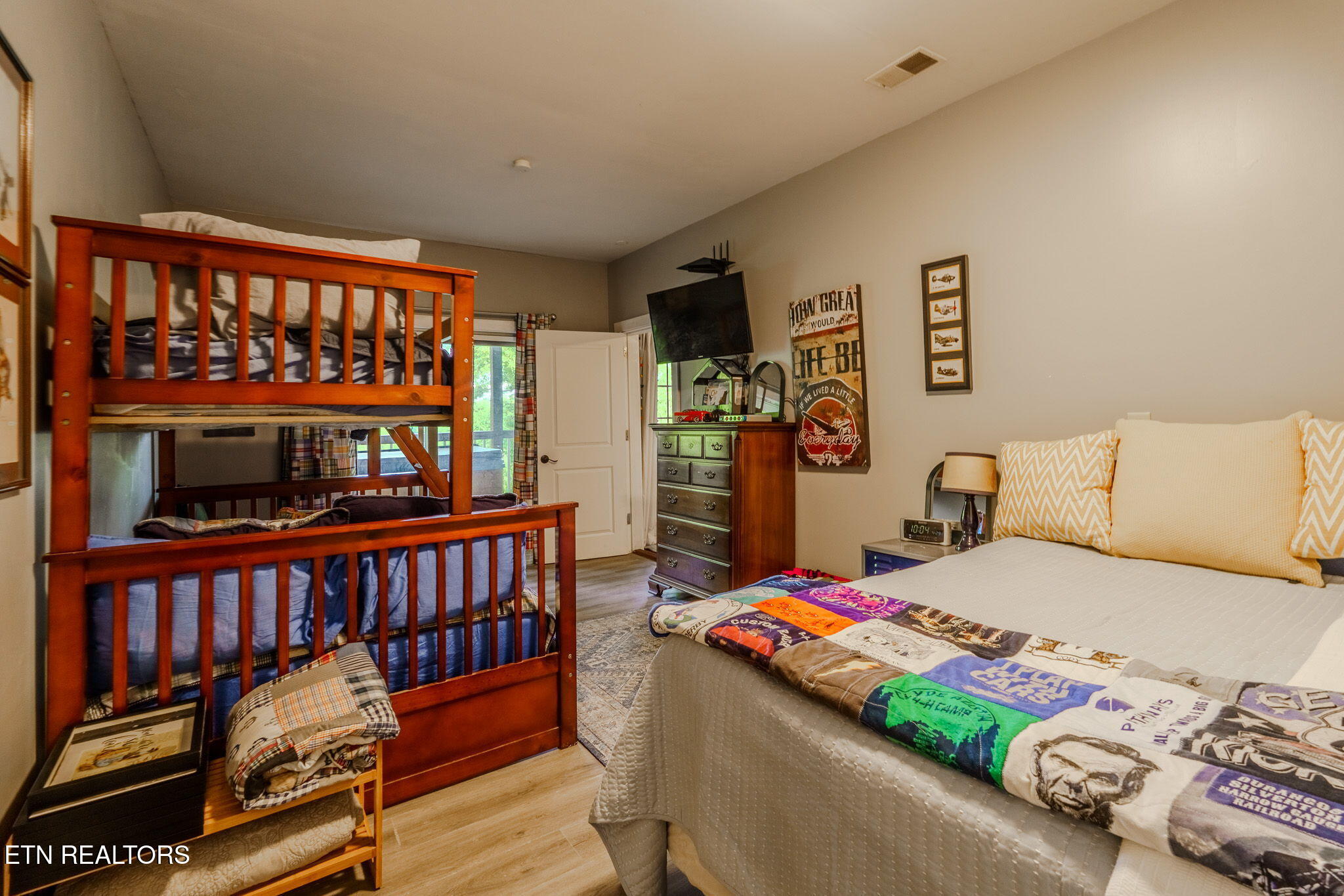 1279 Clabo Lane Sevierville TN 37876