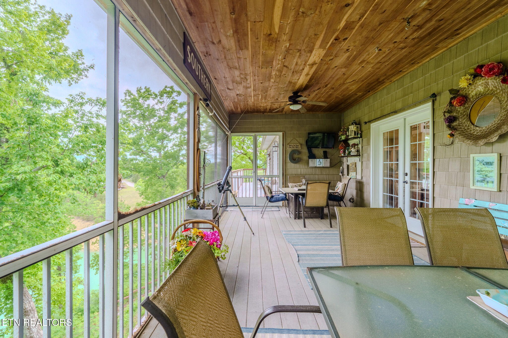 1279 Clabo Lane Sevierville TN 37876