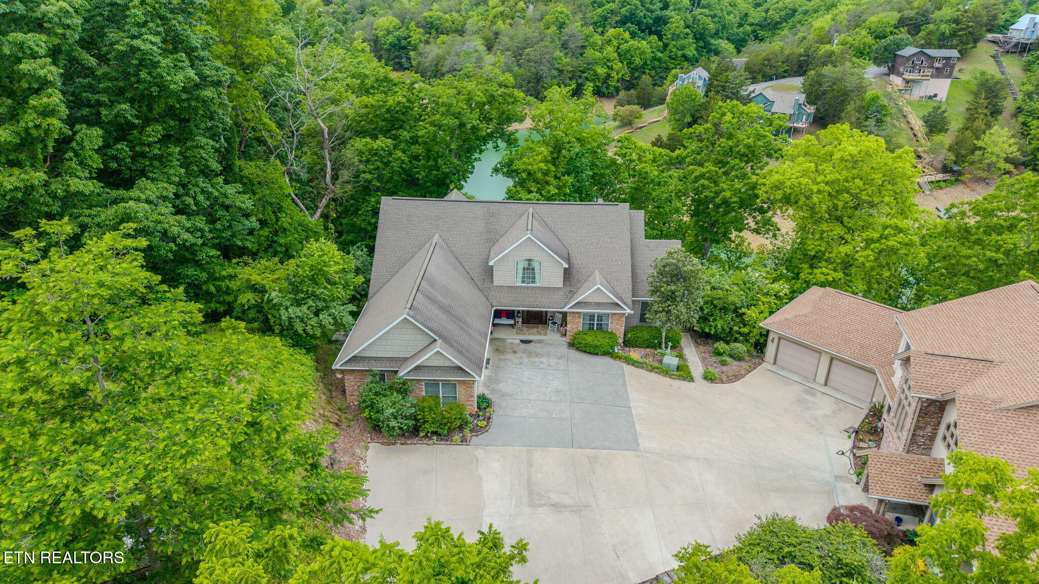 1279 Clabo Lane Sevierville TN 37876