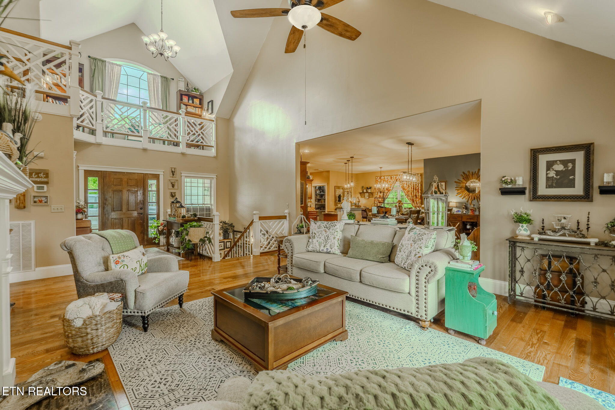 1279 Clabo Lane Sevierville TN 37876