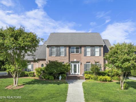 1652 Saint Ives Boulevard Alcoa TN 37701