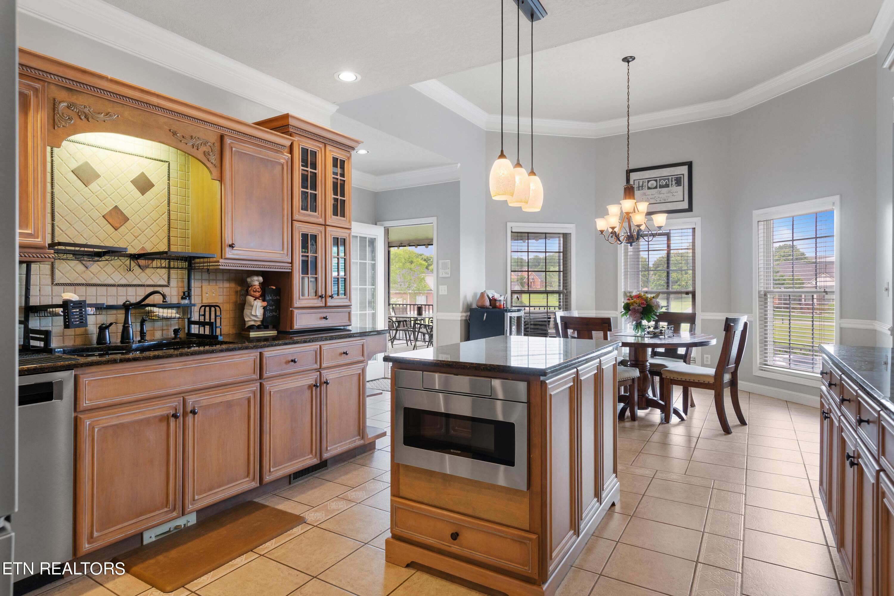 1652 Saint Ives Boulevard Alcoa TN 37701
