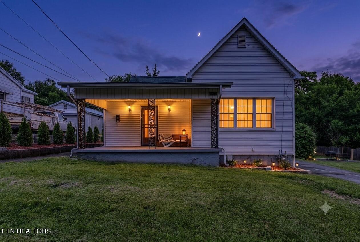 2729 Barton Street Knoxville TN 37917