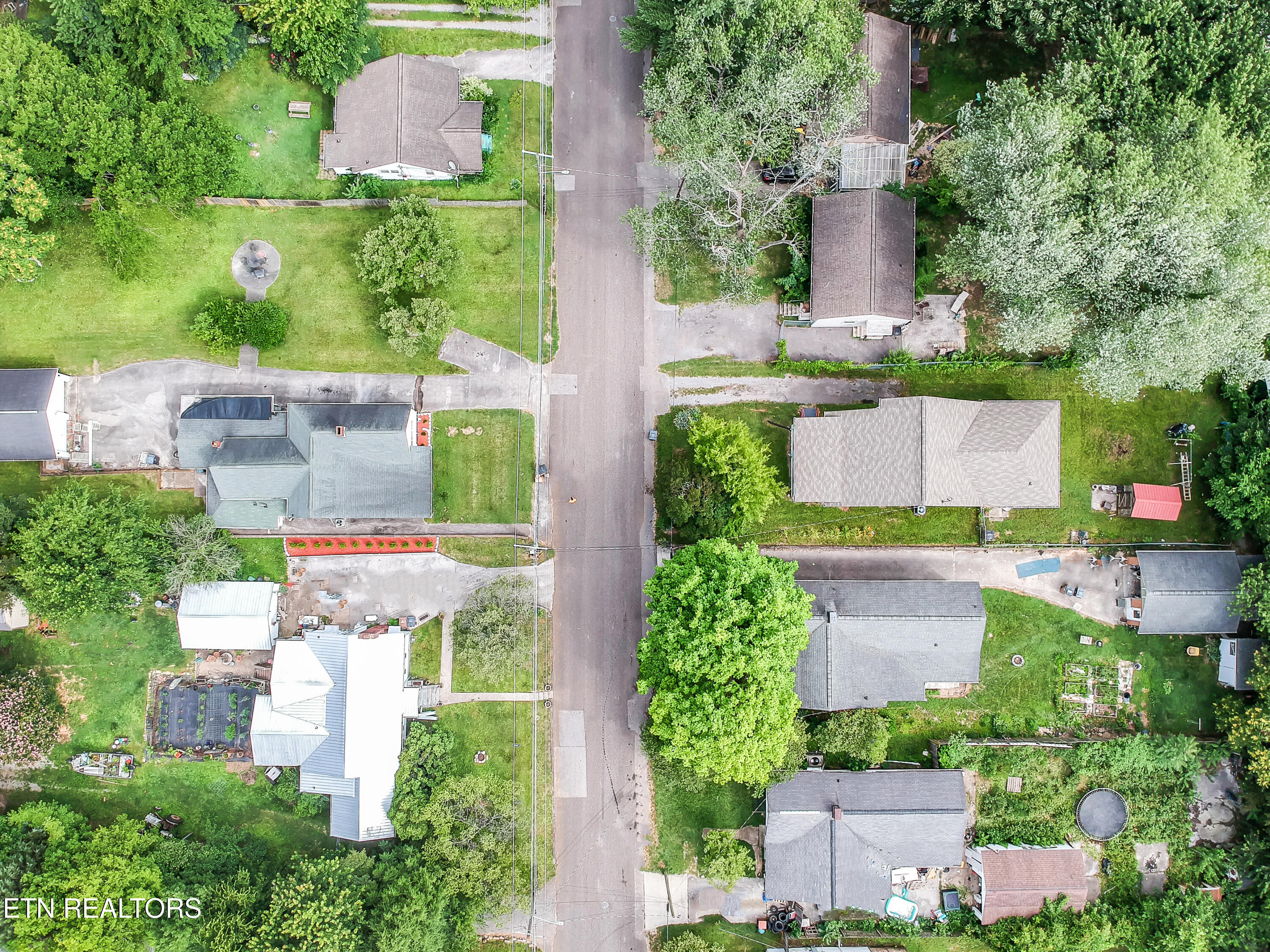 2729 Barton Street Knoxville TN 37917