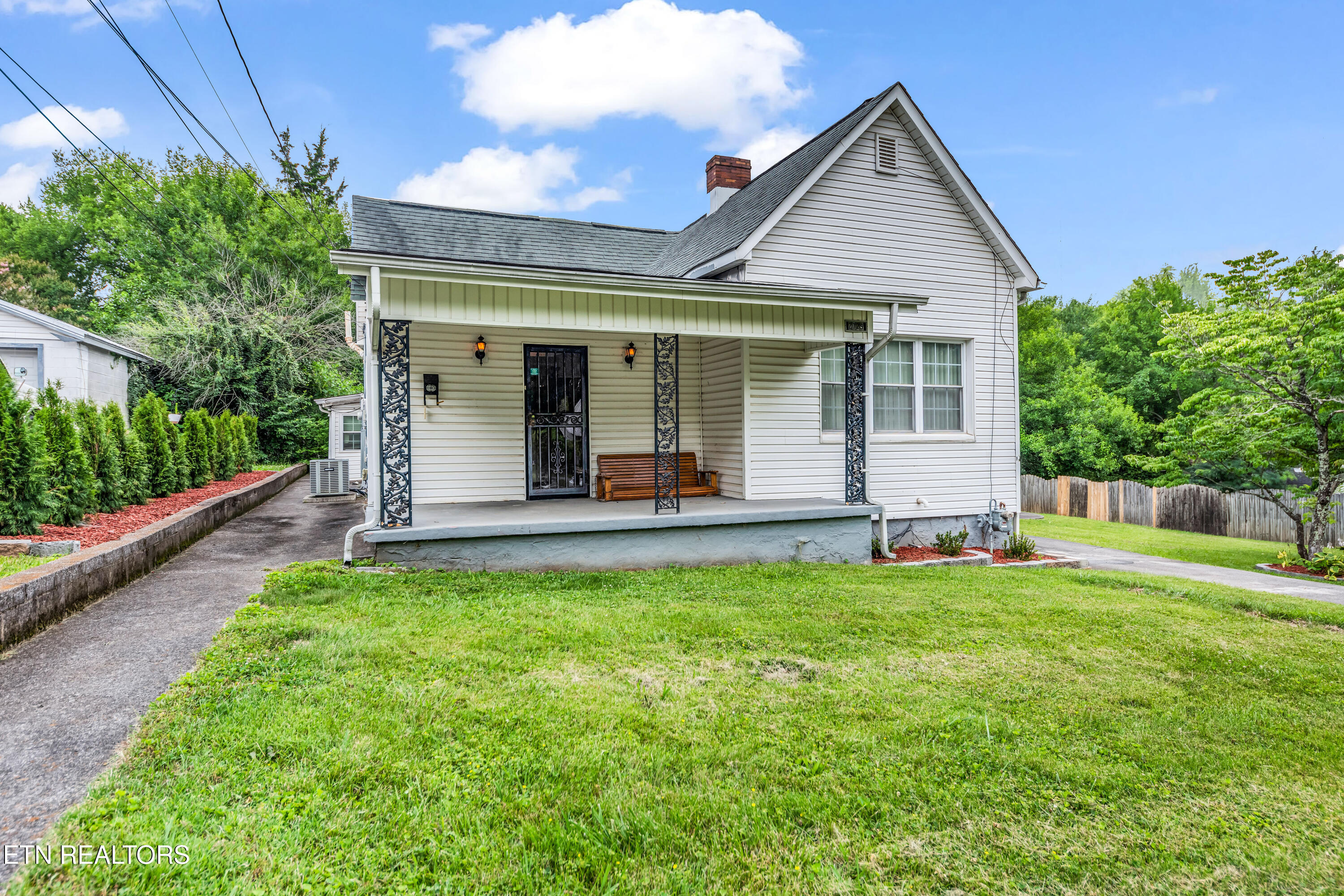 2729 Barton Street Knoxville TN 37917
