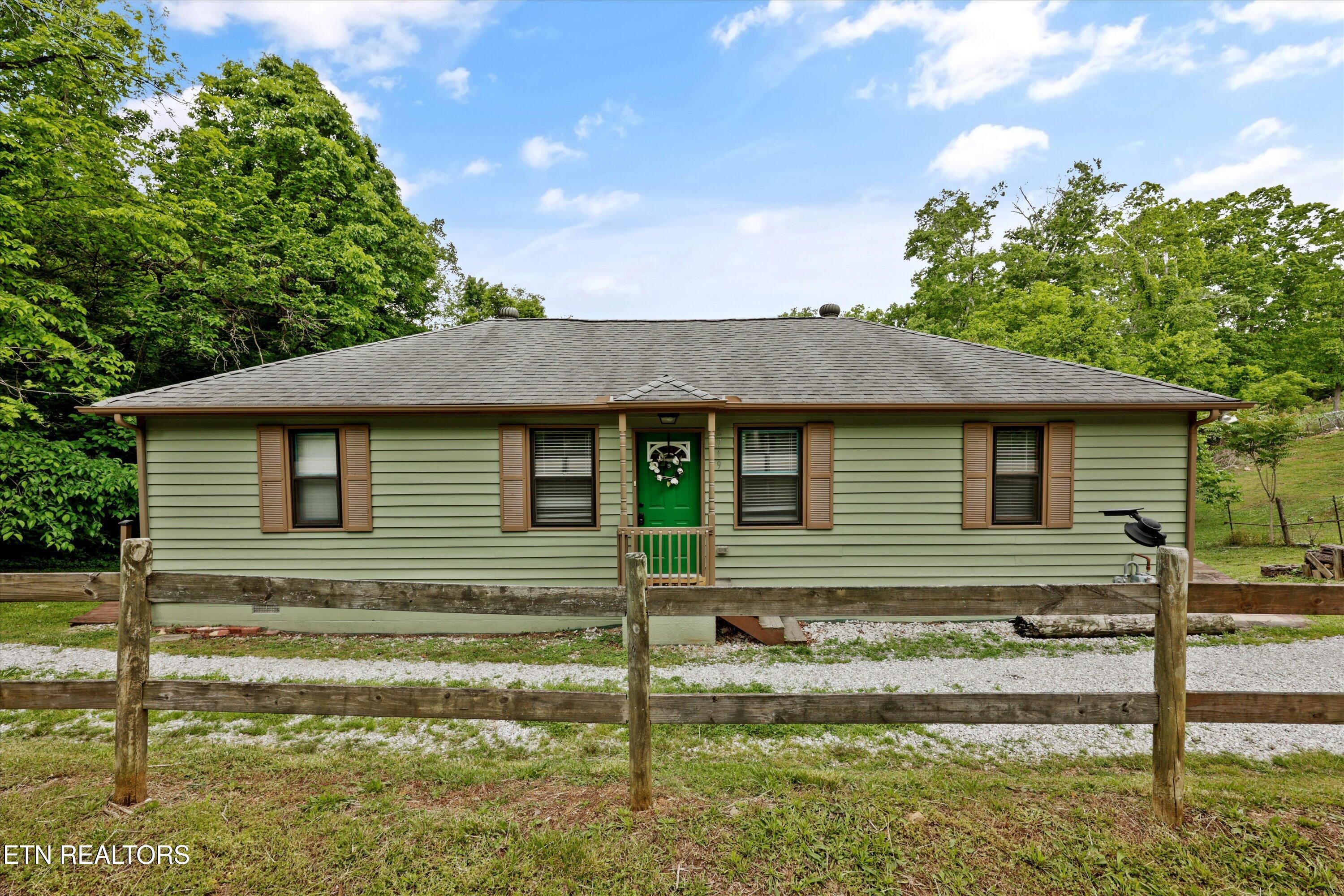 2719 Oak Grove Road Rocky Top TN 37769