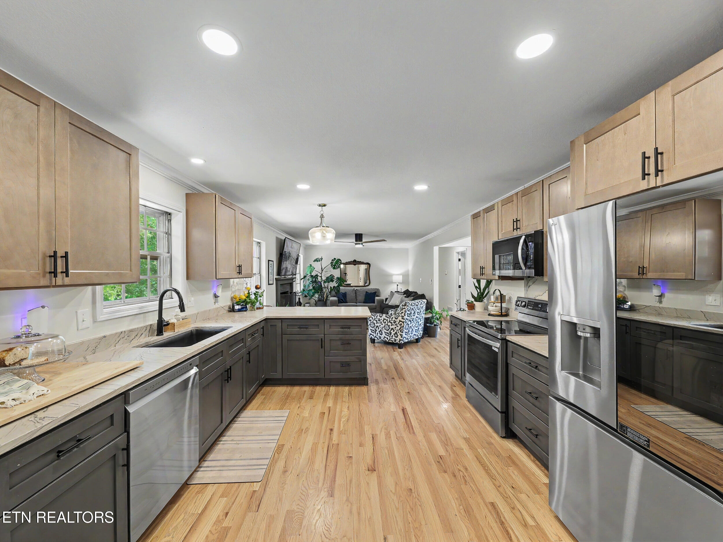 874 W Cunningham Street Alcoa TN 37701