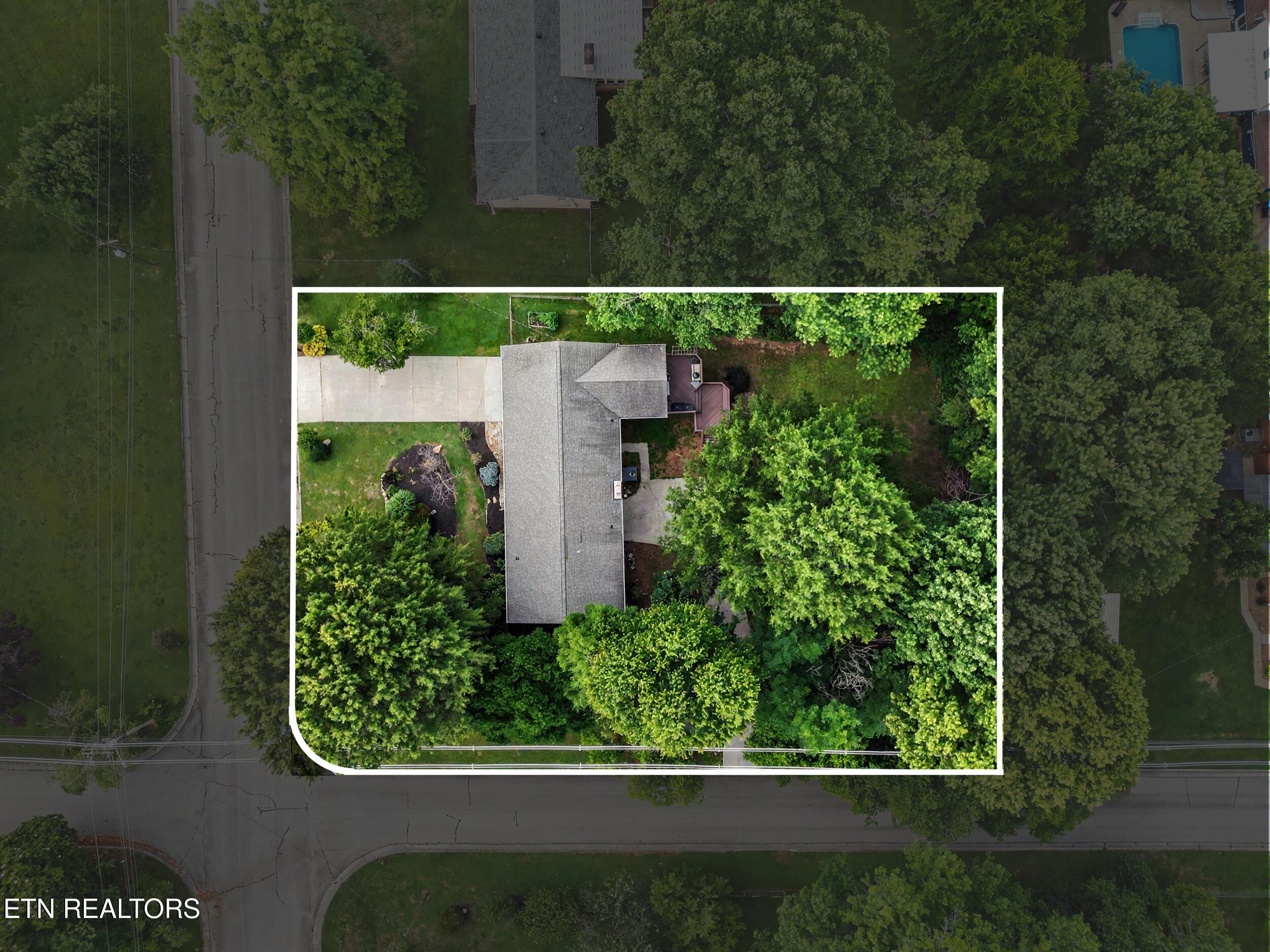 874 W Cunningham Street Alcoa TN 37701