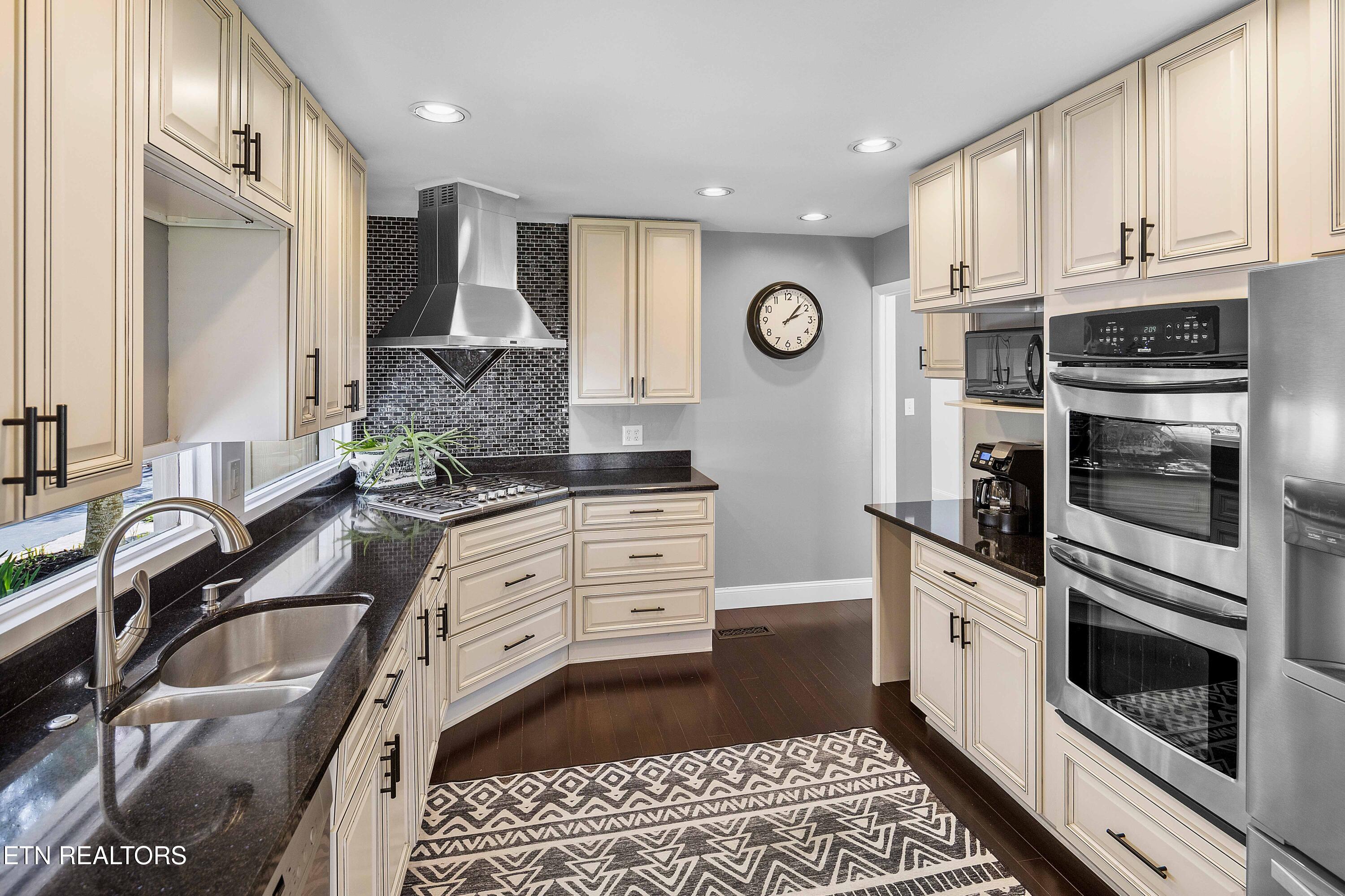12211 Torrey Pines Point Knoxville TN 37934