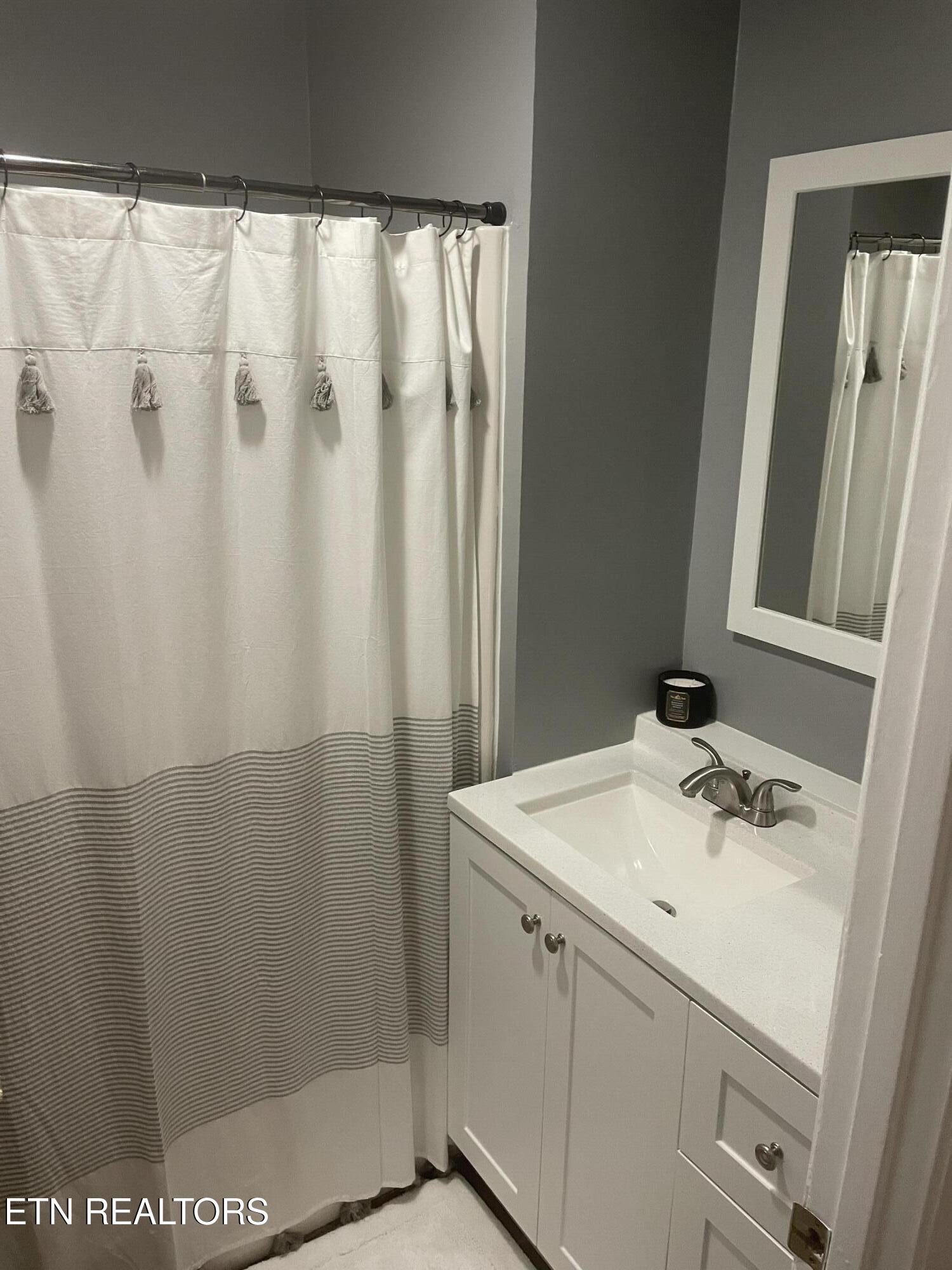12211 Torrey Pines Point Knoxville TN 37934