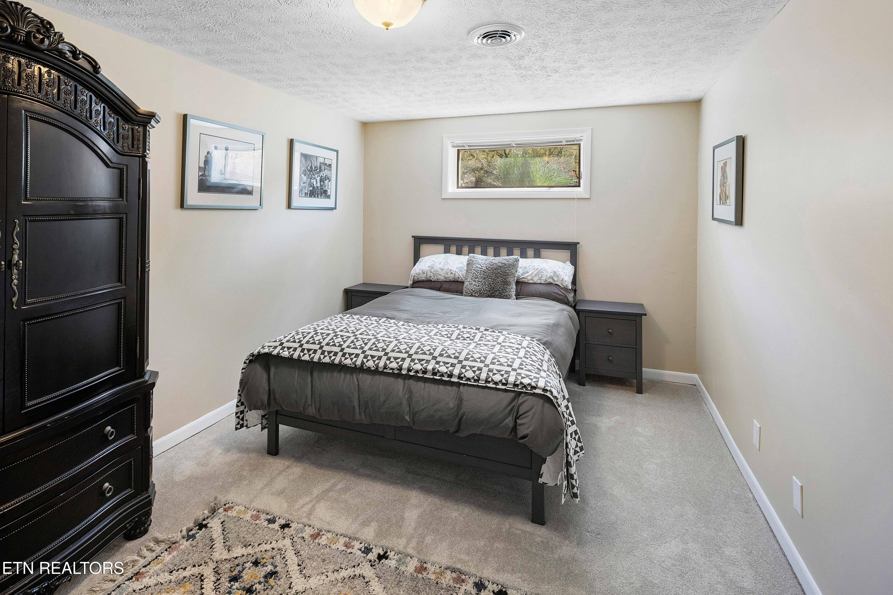 12211 Torrey Pines Point Knoxville TN 37934
