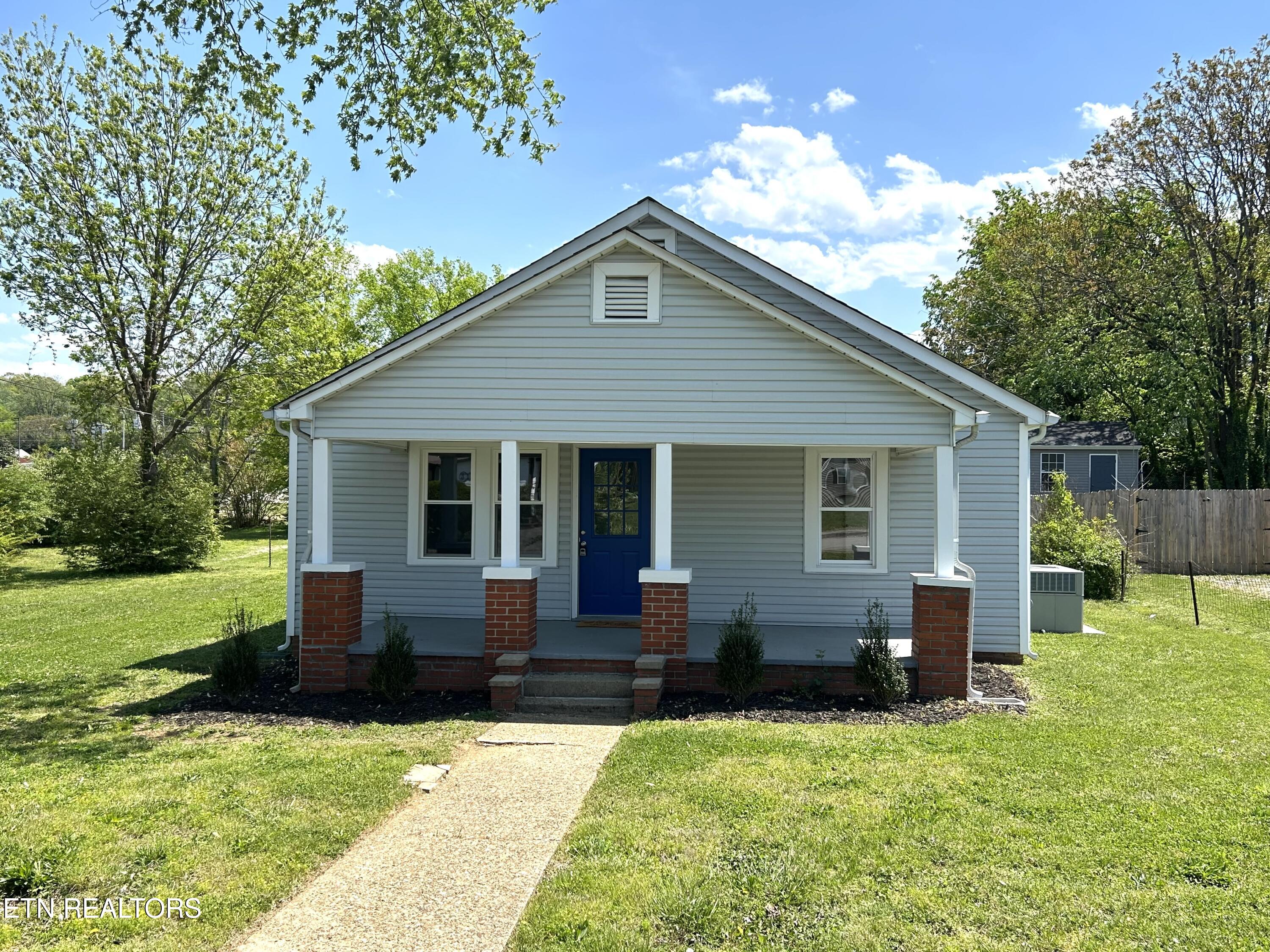 1518 Irwin Avenue Maryville TN 37804