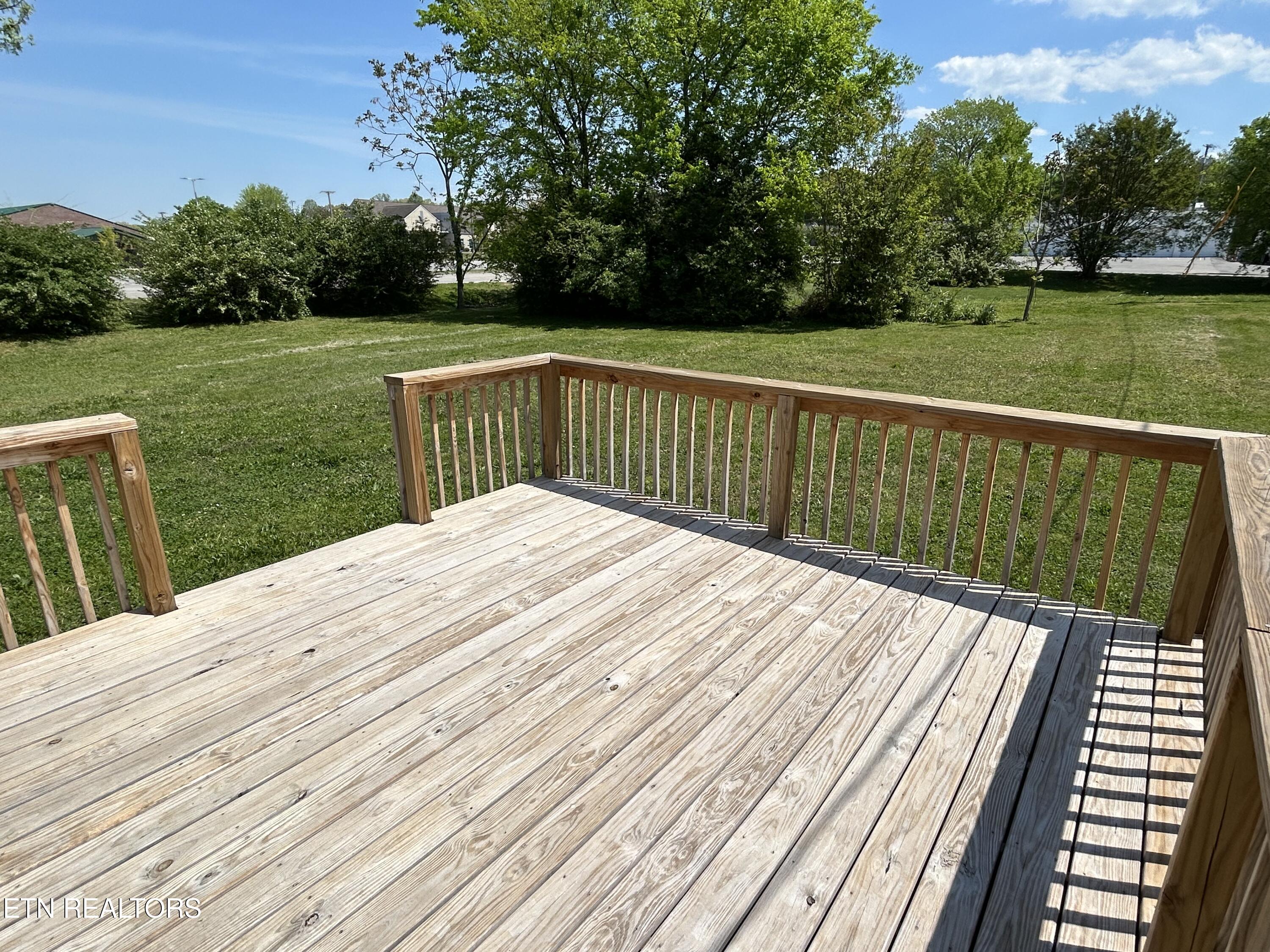 1518 Irwin Avenue Maryville TN 37804