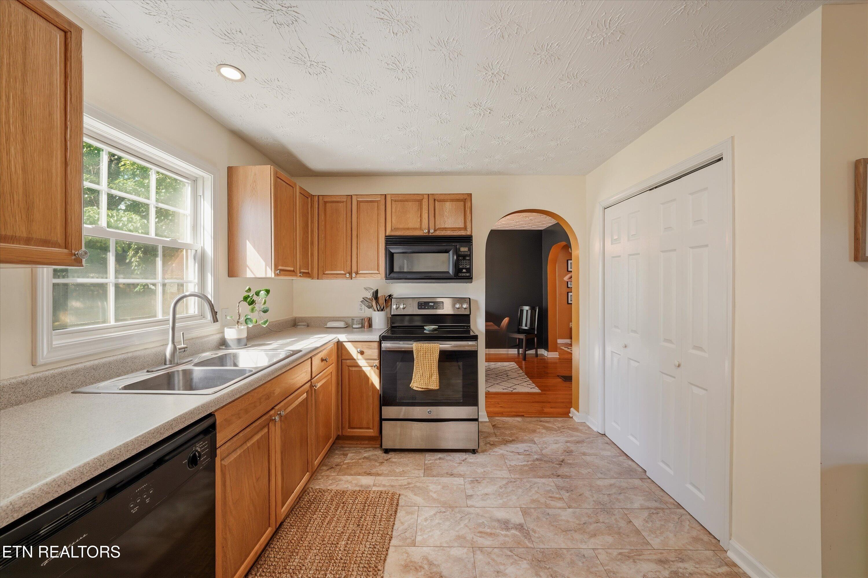 2826 Fairmont Boulevard Knoxville TN 37917