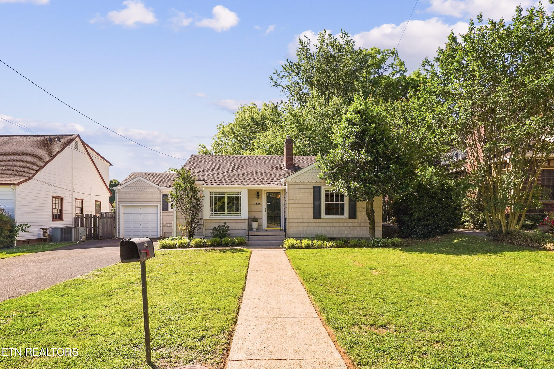 2826 Fairmont Boulevard Knoxville TN 37917