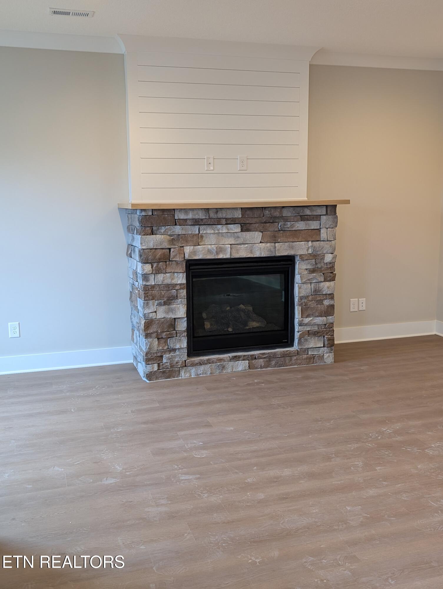 124 Kirbyberry Road Oak Ridge TN 37830