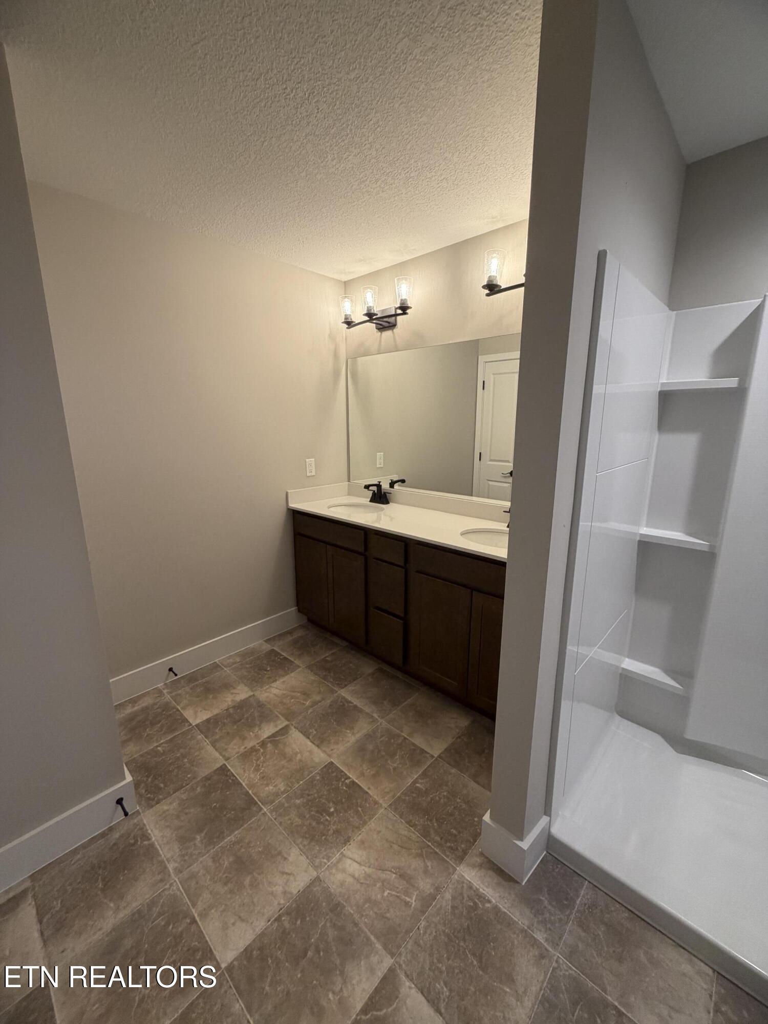 124 Kirbyberry Road Oak Ridge TN 37830