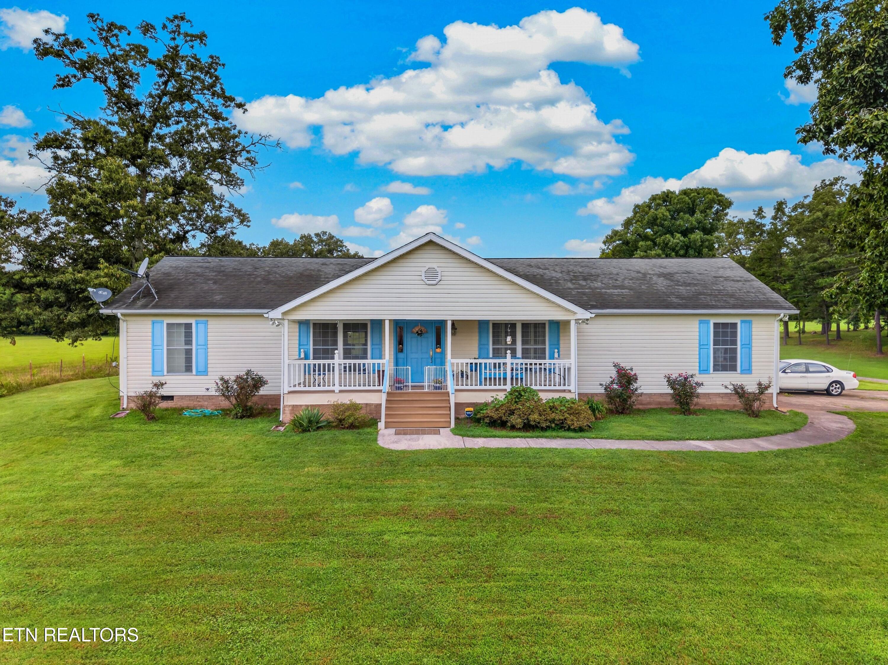 1601 Northern Ridge Road Bybee TN 37713