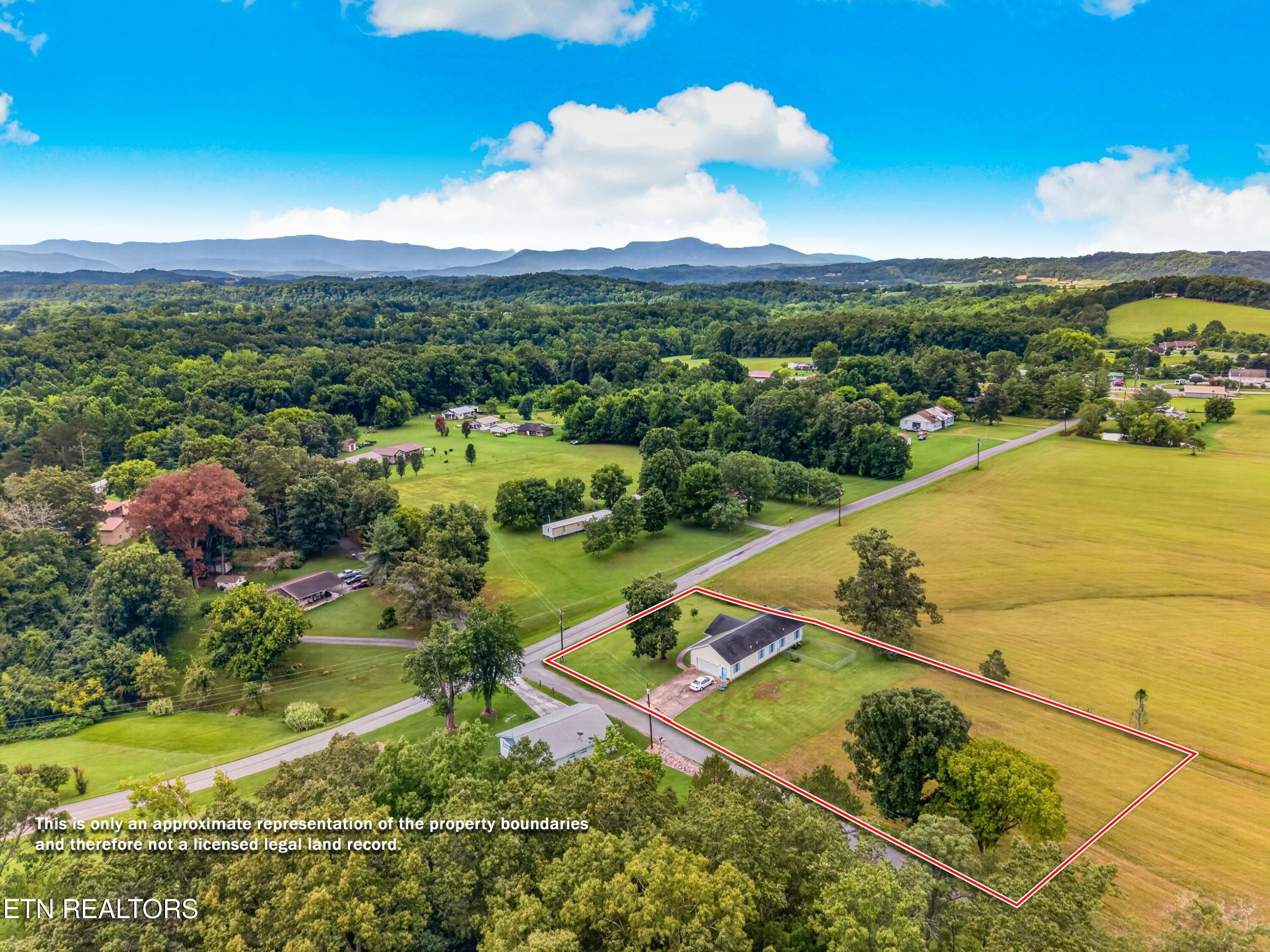 1601 Northern Ridge Road Bybee TN 37713