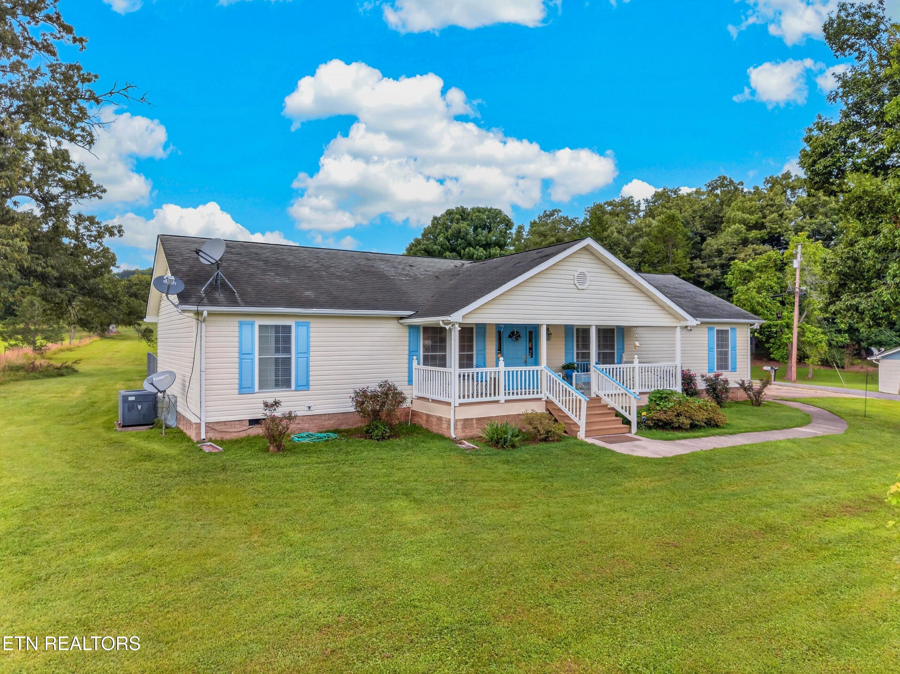1601 Northern Ridge Road Bybee TN 37713