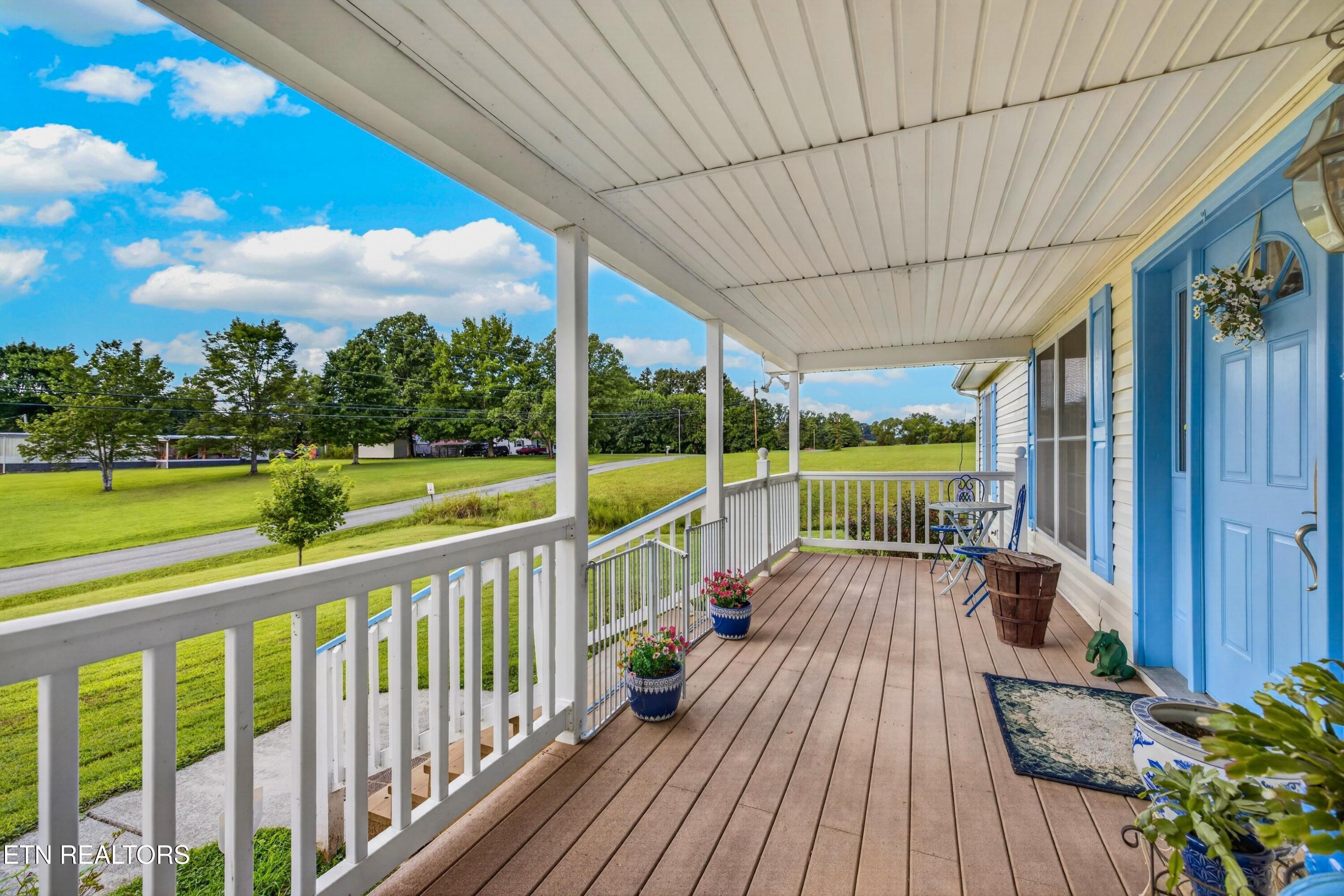 1601 Northern Ridge Road Bybee TN 37713