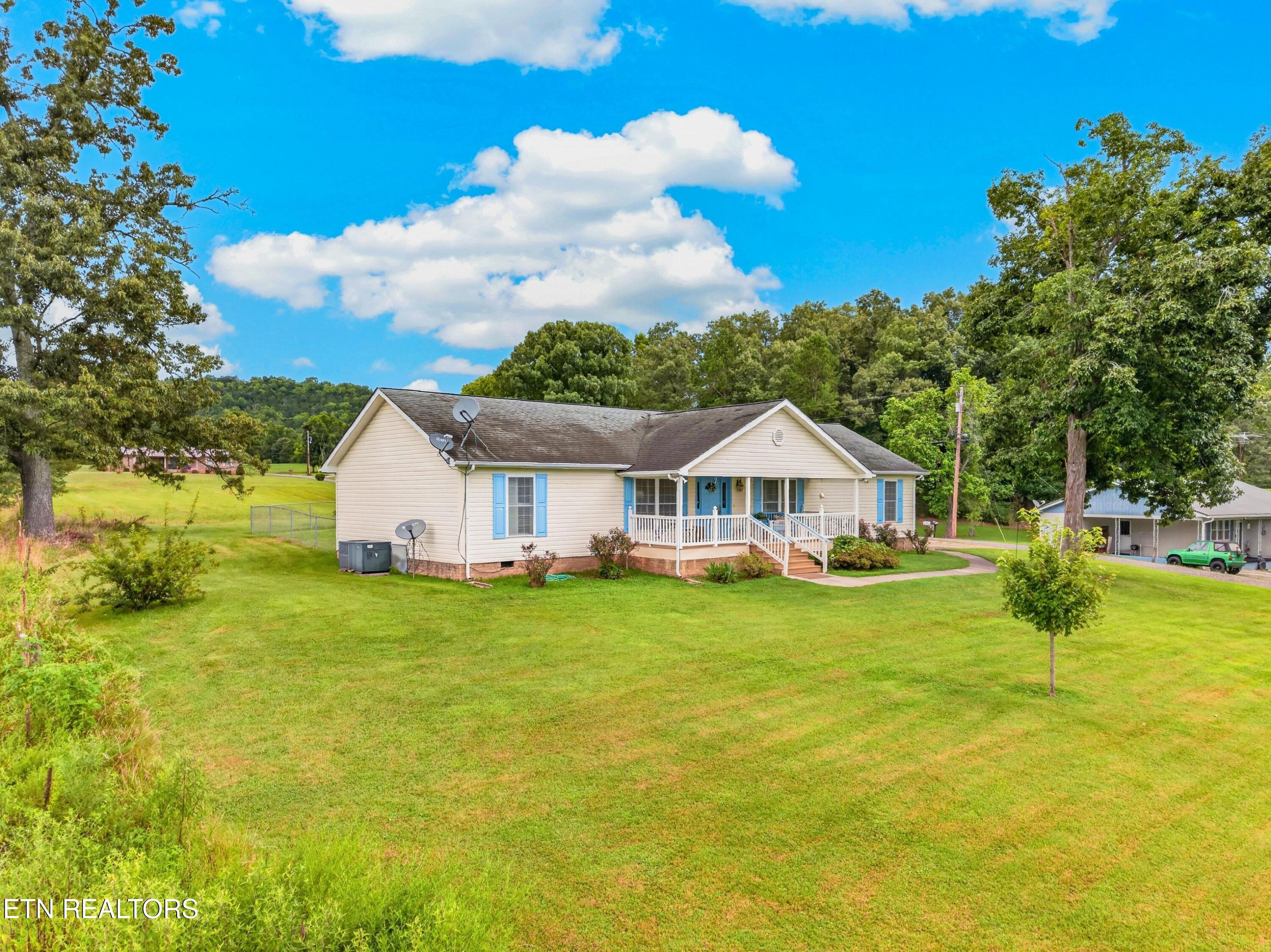 1601 Northern Ridge Road Bybee TN 37713