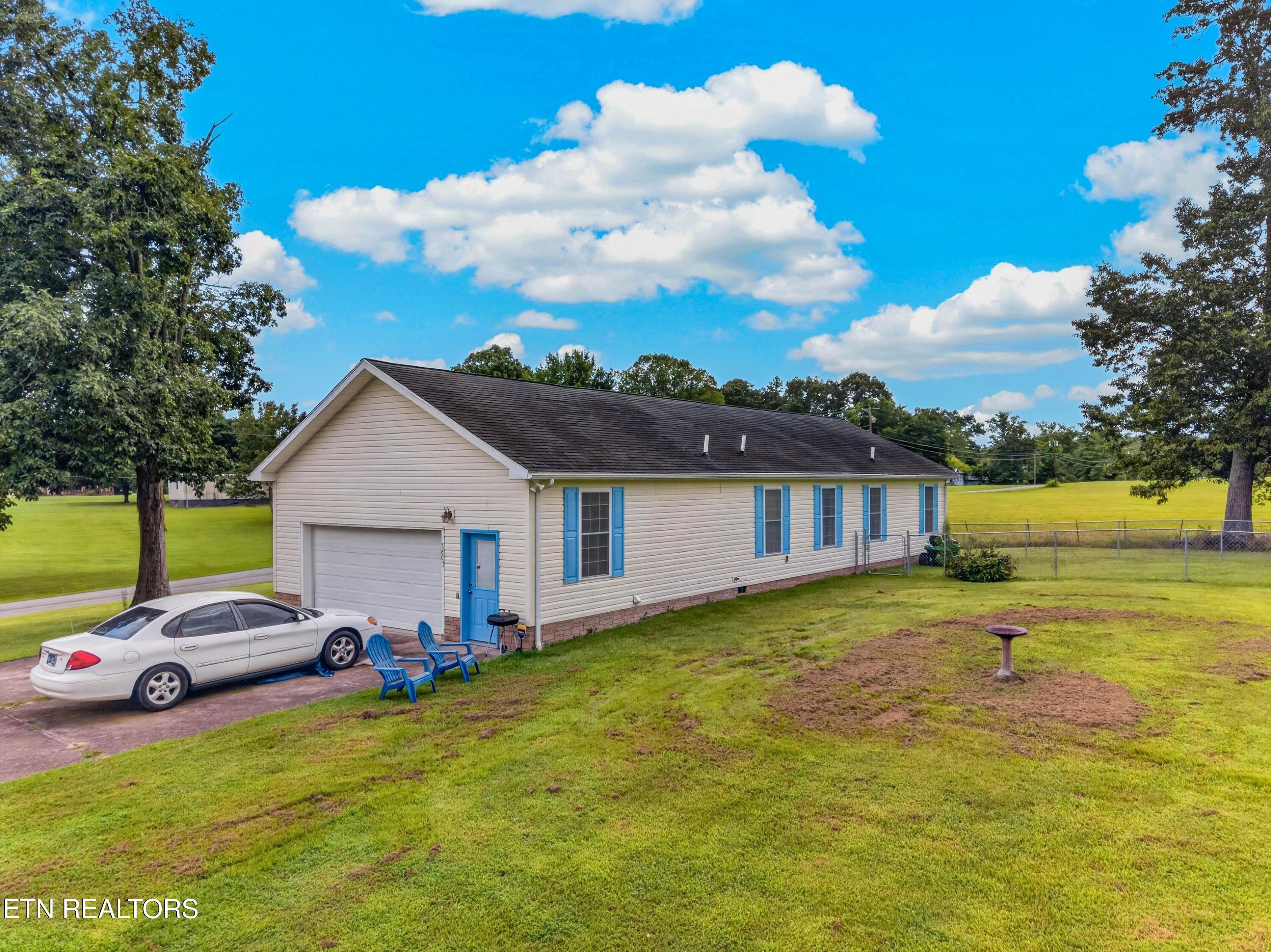 1601 Northern Ridge Road Bybee TN 37713