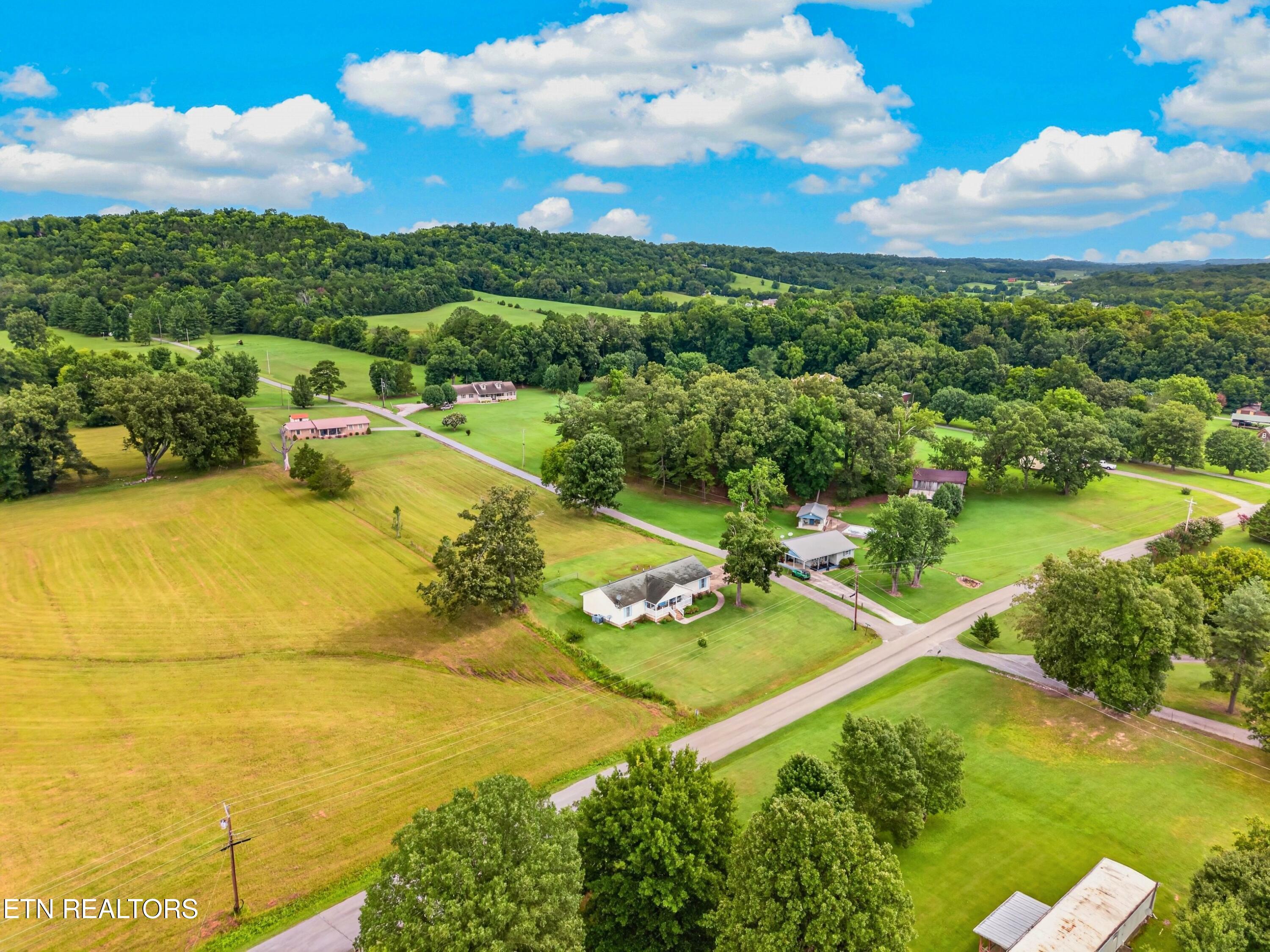 1601 Northern Ridge Road Bybee TN 37713