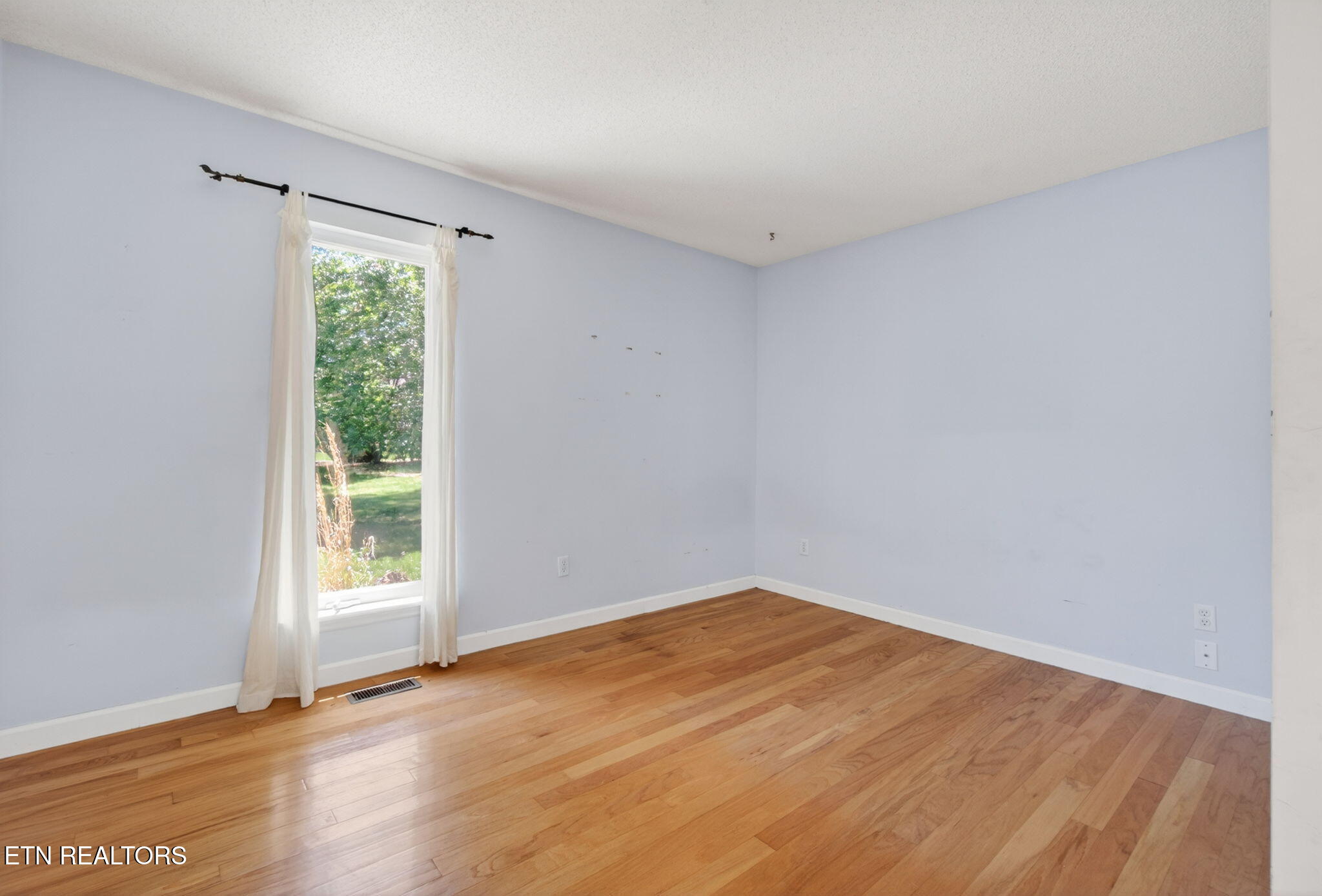 19 Thames Court Crossville TN 38558
