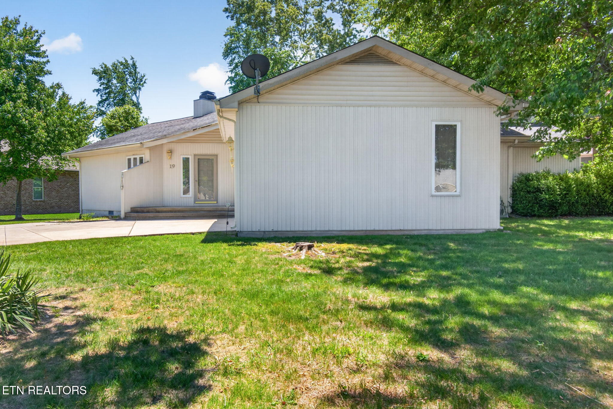 19 Thames Court Crossville TN 38558