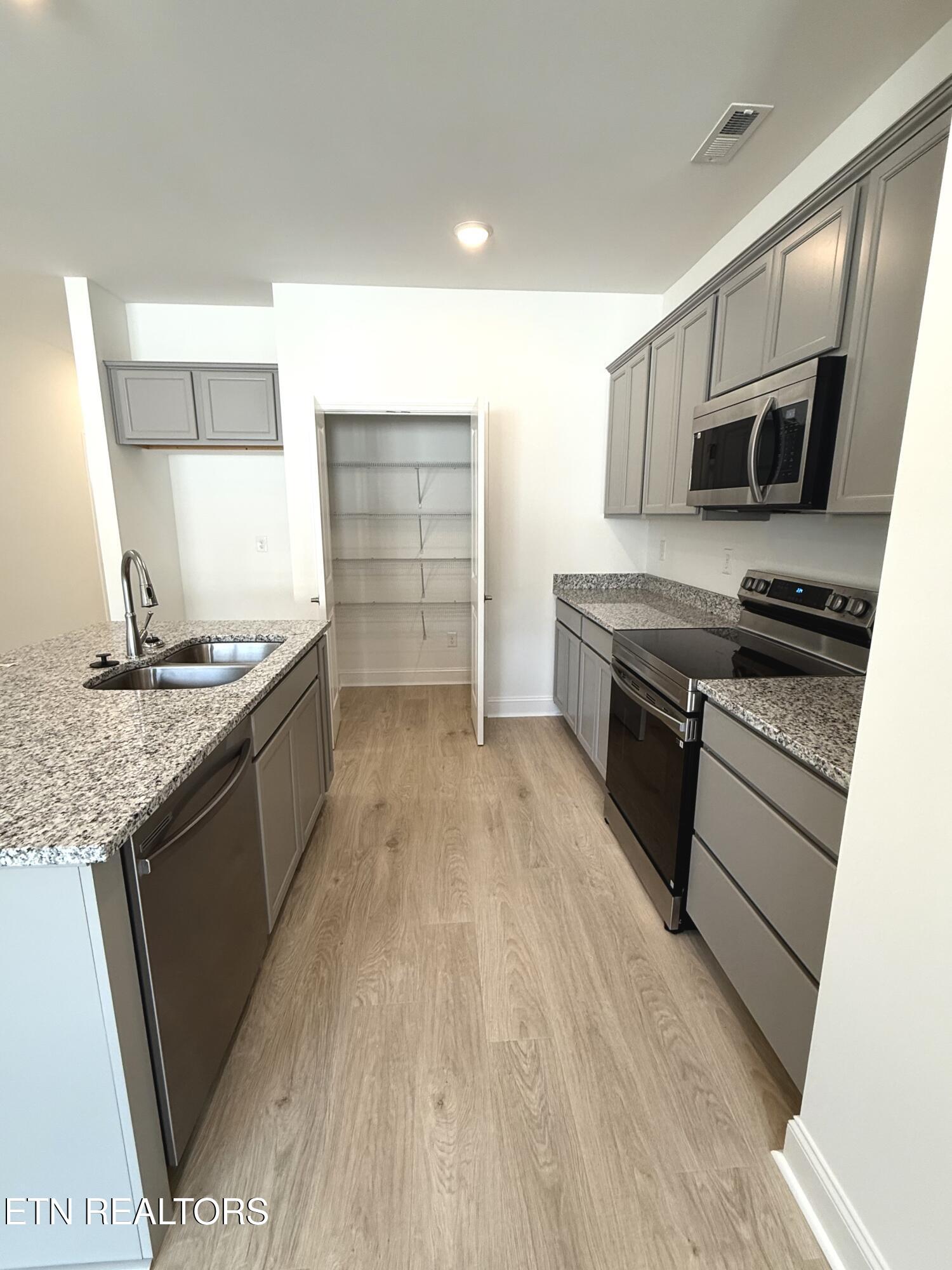 8848 Chapman Trace Way Knoxville TN 37920