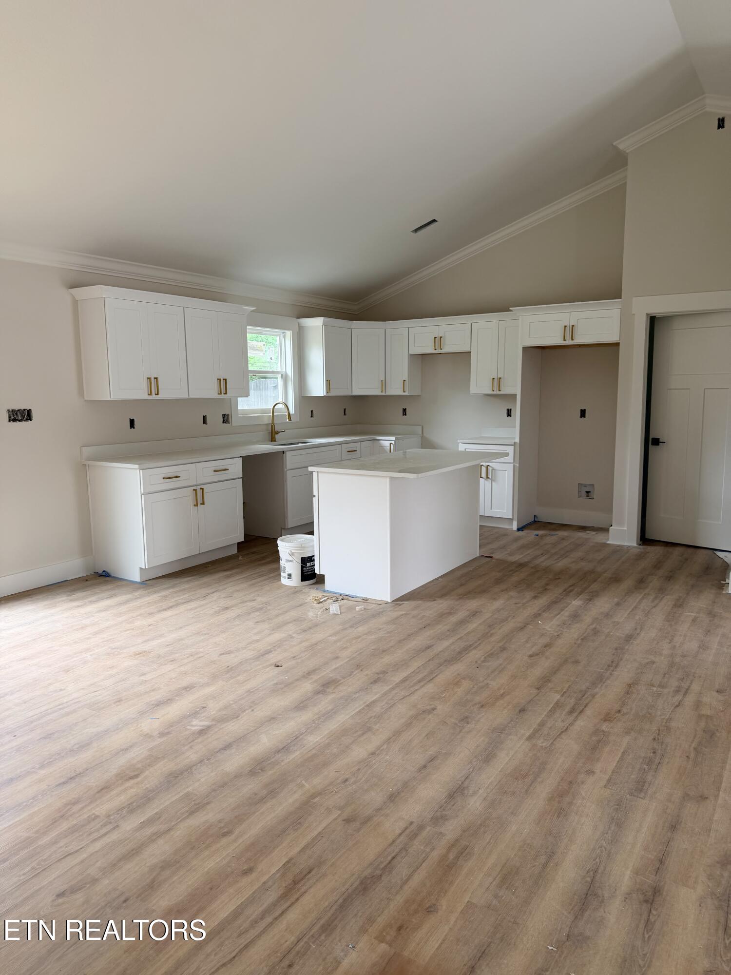 2203 Pinewood Drive Maryville TN 37803