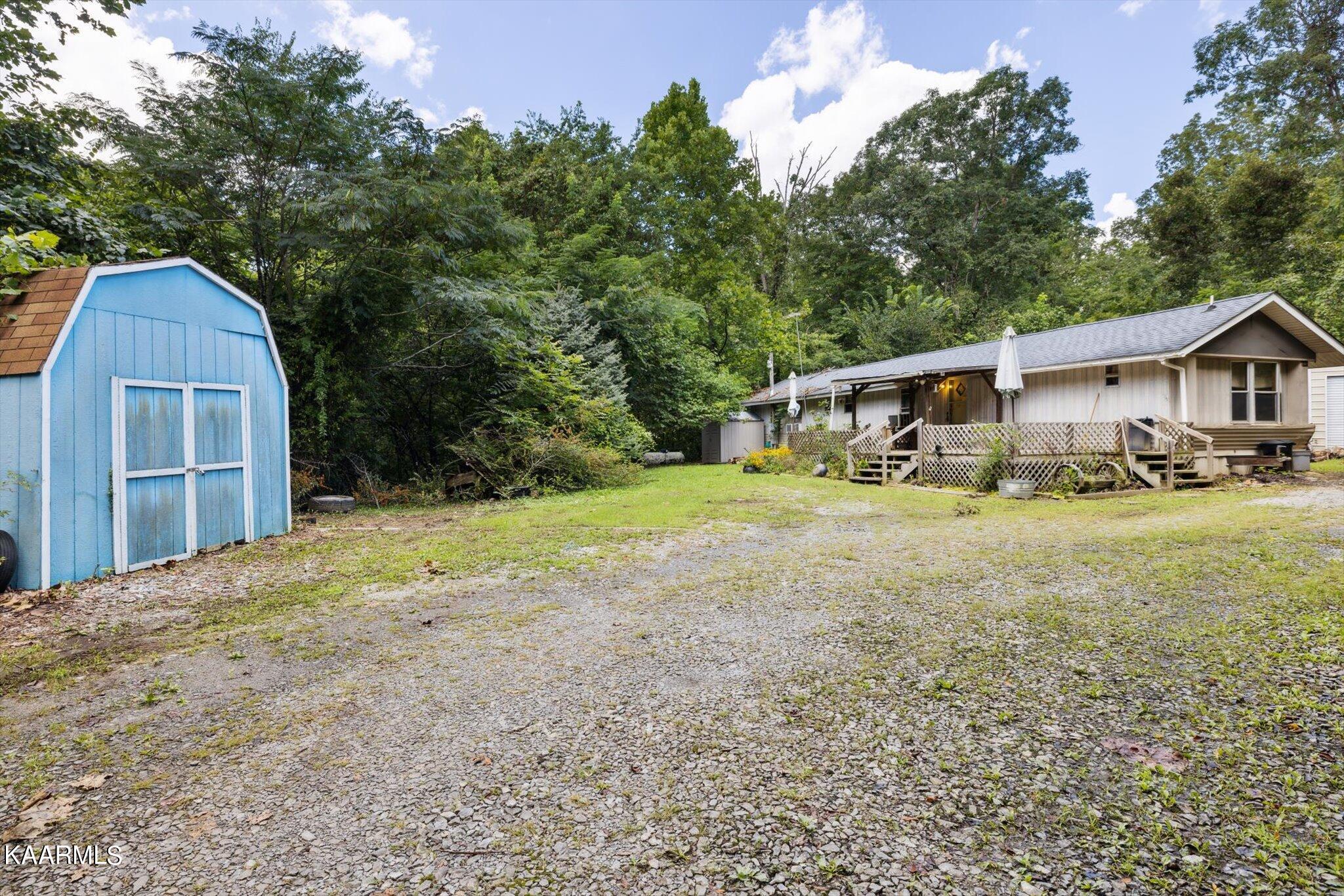 204 Hardin Road Kodak TN 37764