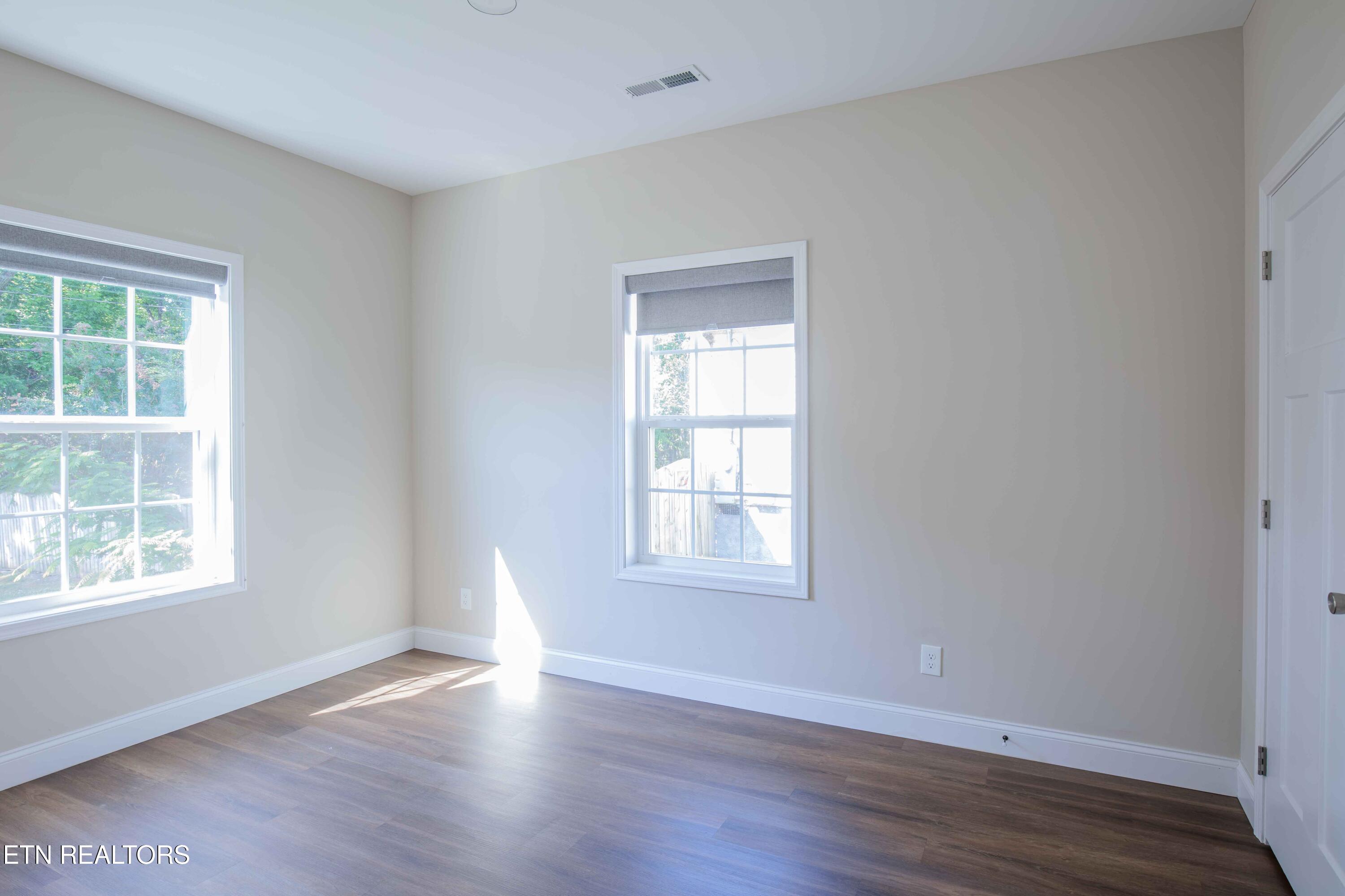 438 Hiawassee Avenue Knoxville TN 37917