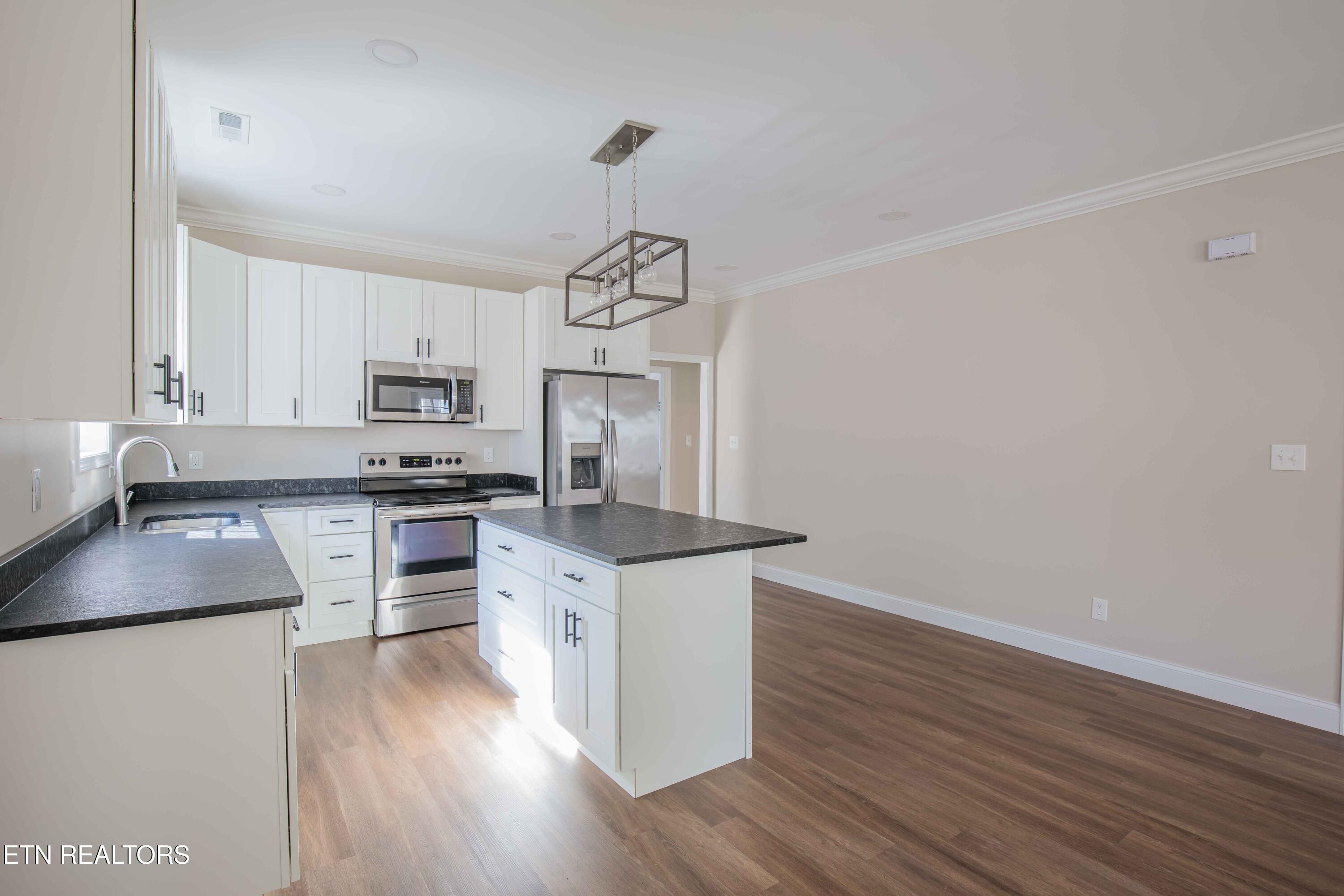 438 Hiawassee Avenue Knoxville TN 37917