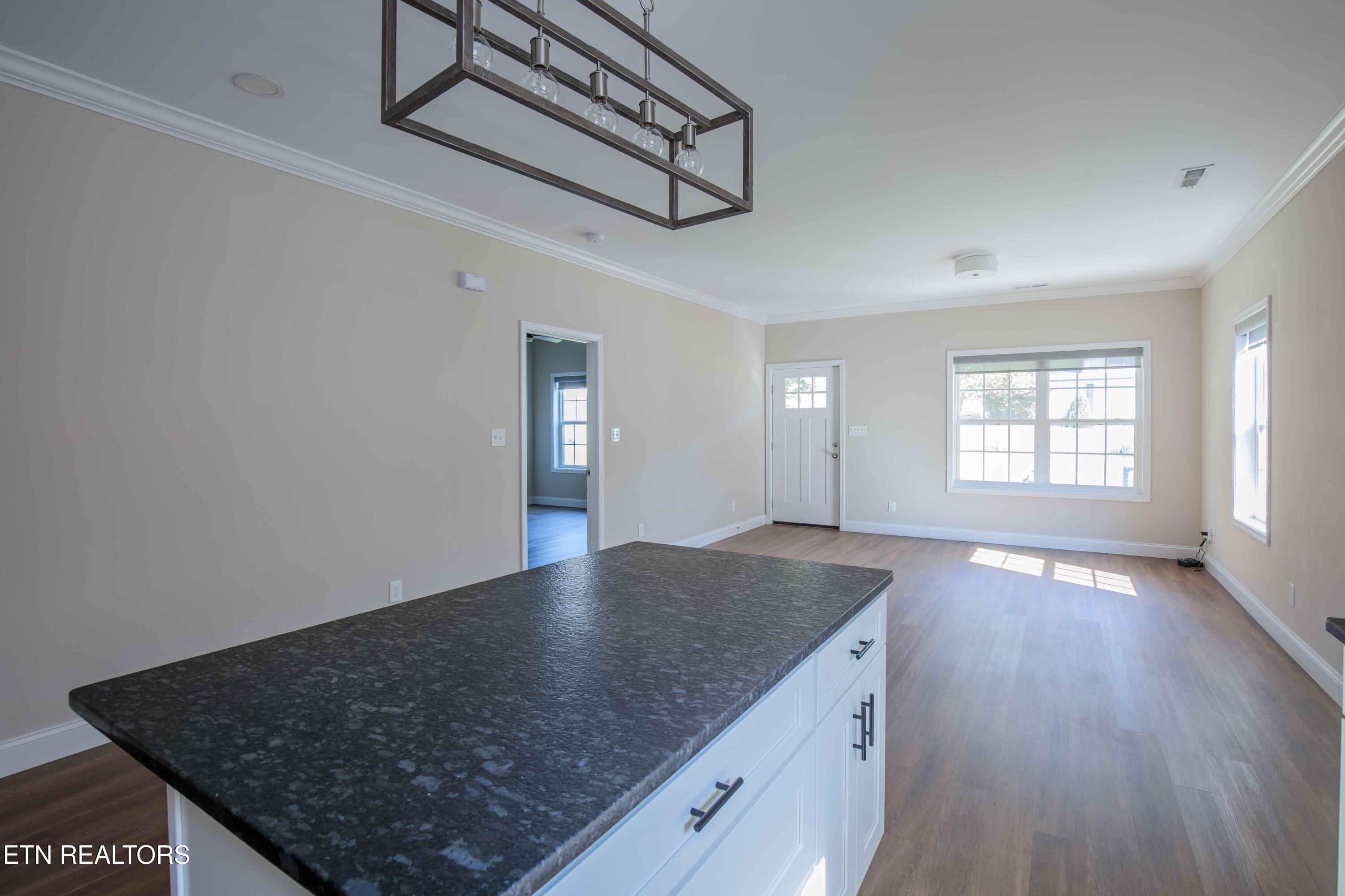 438 Hiawassee Avenue Knoxville TN 37917