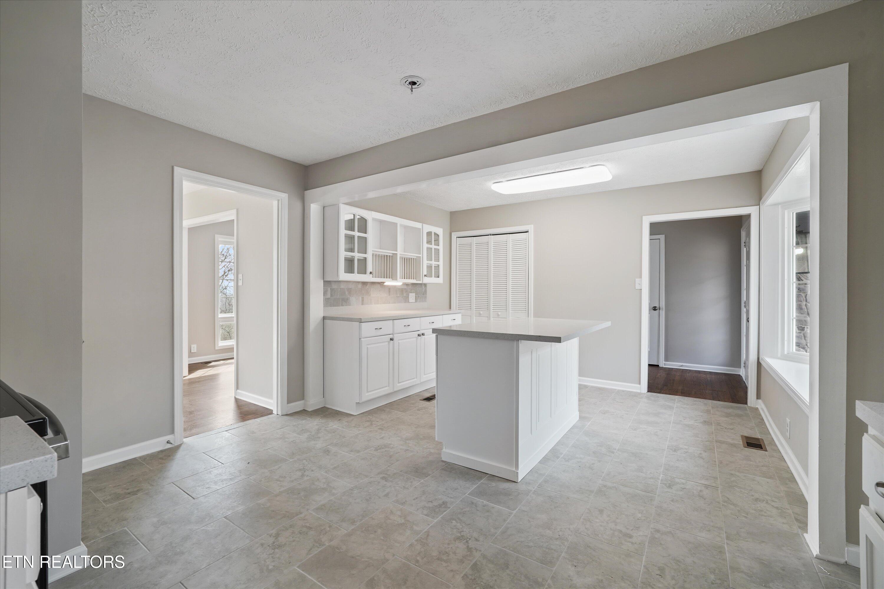 2010 Martha Berry Drive Knoxville TN 37918
