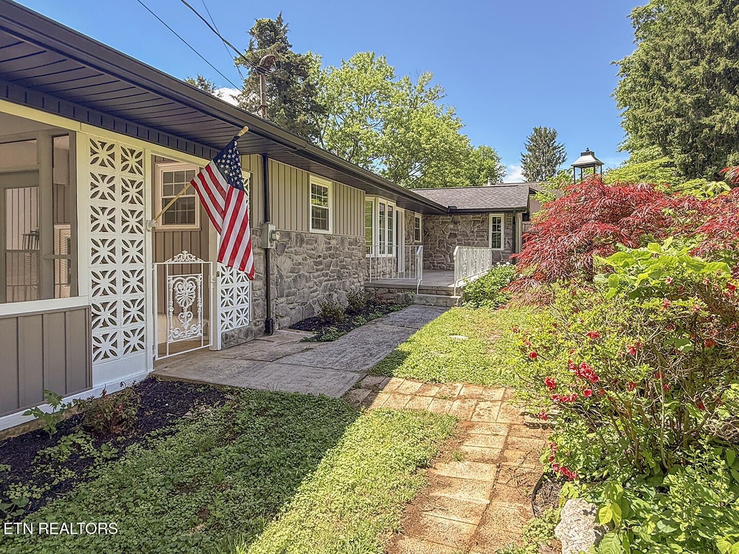 2010 Martha Berry Drive Knoxville TN 37918