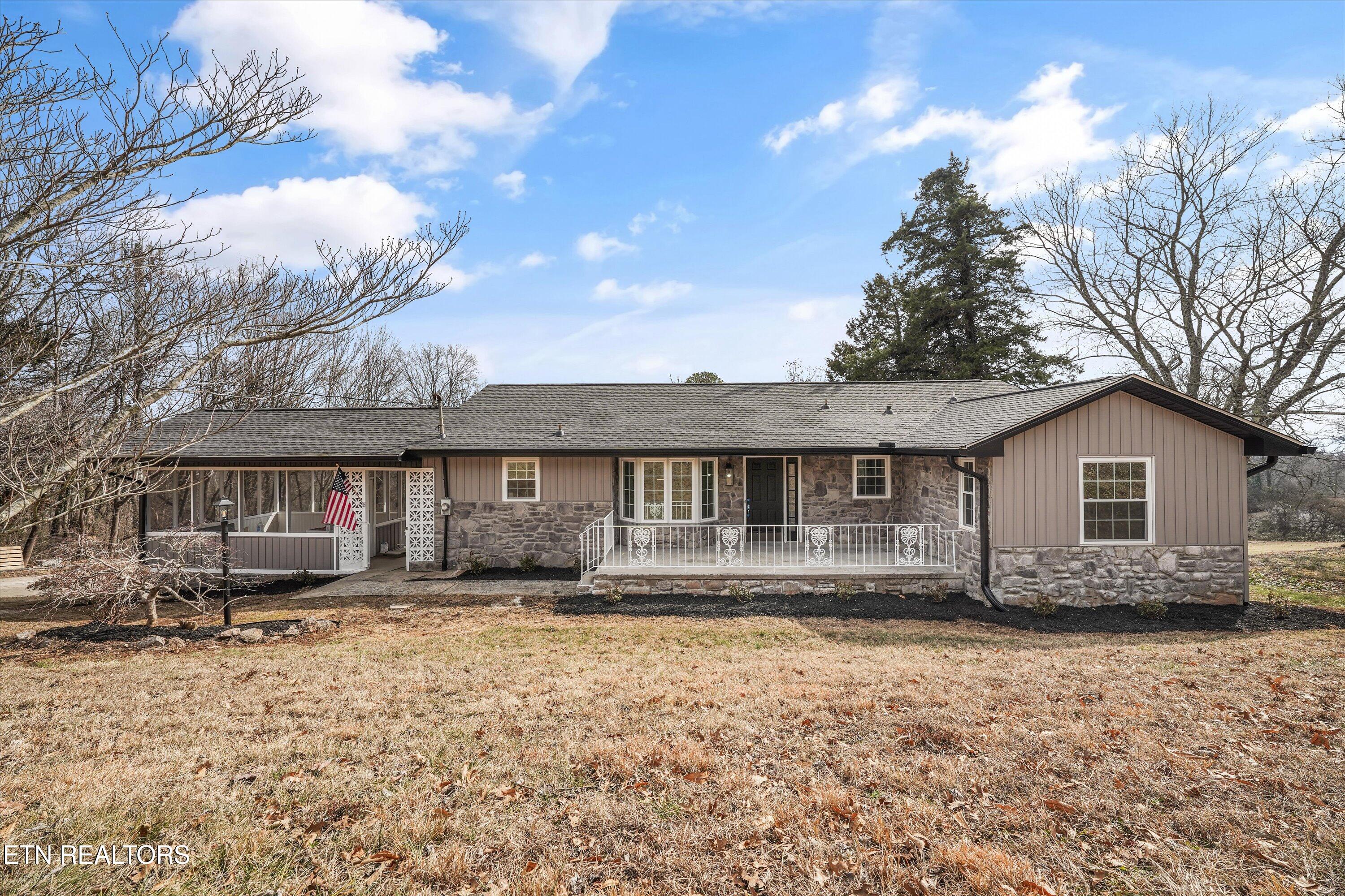 2010 Martha Berry Drive Knoxville TN 37918