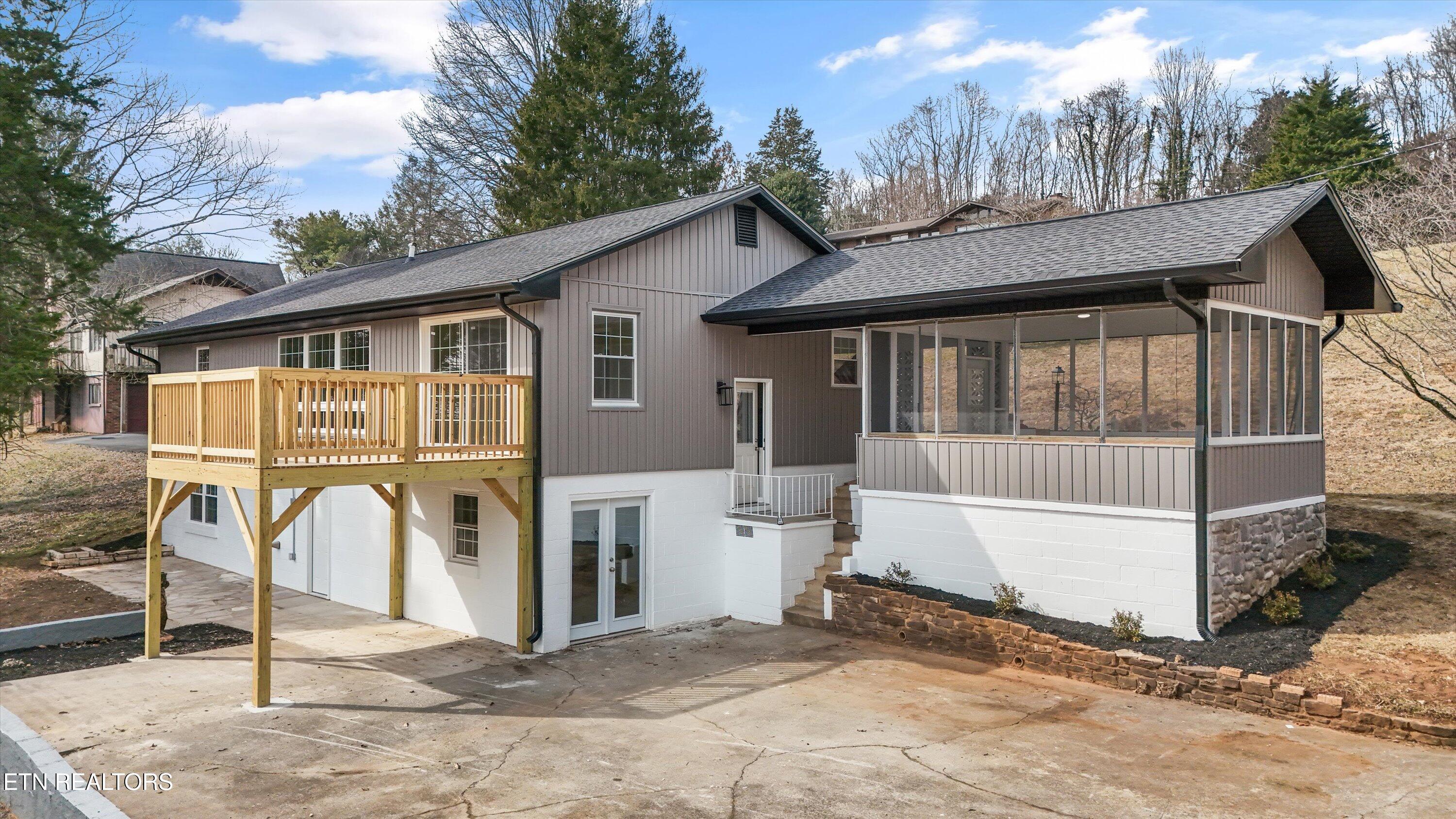 2010 Martha Berry Drive Knoxville TN 37918
