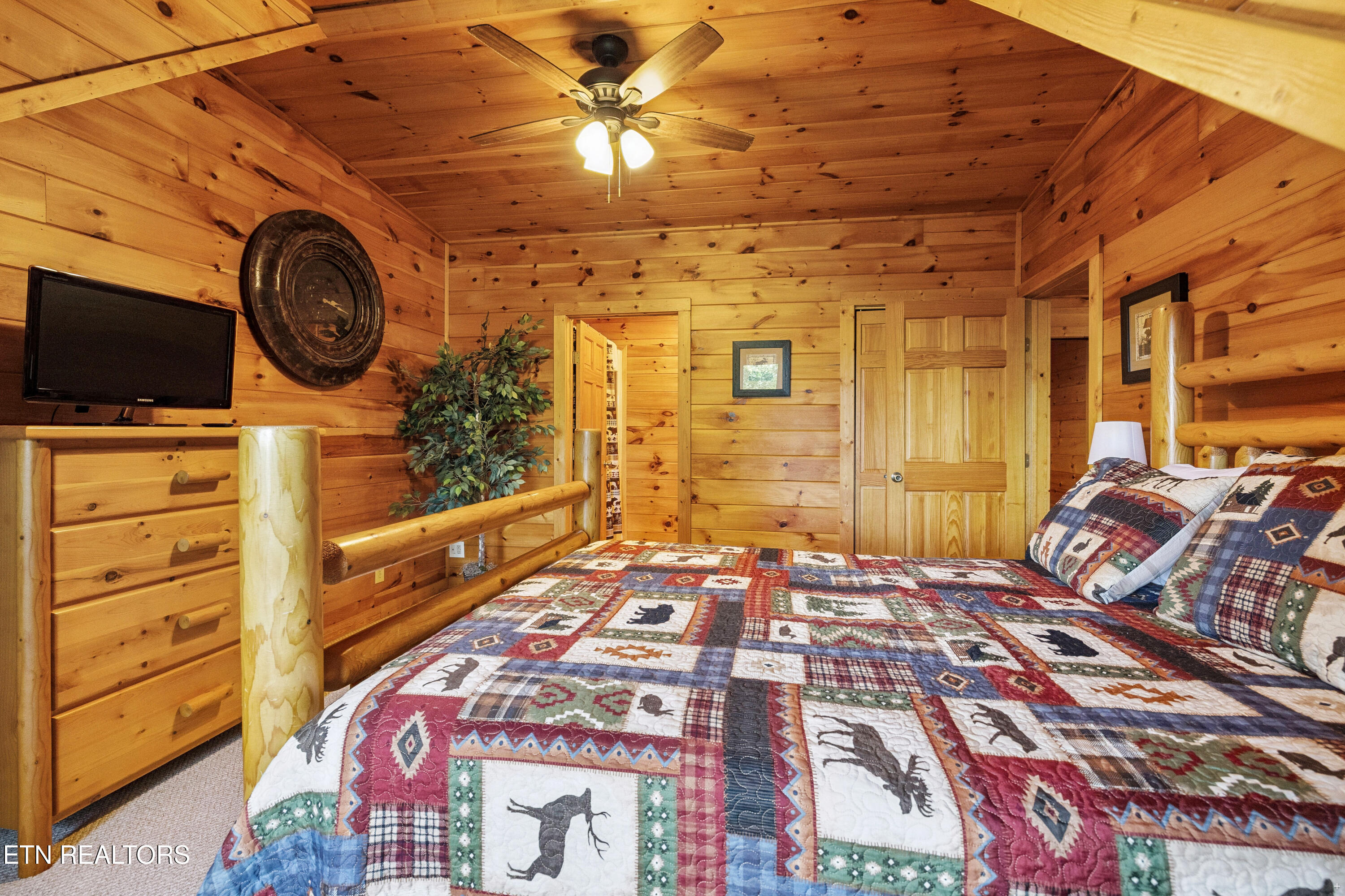 1930 Orchard Drive Sevierville TN 37876