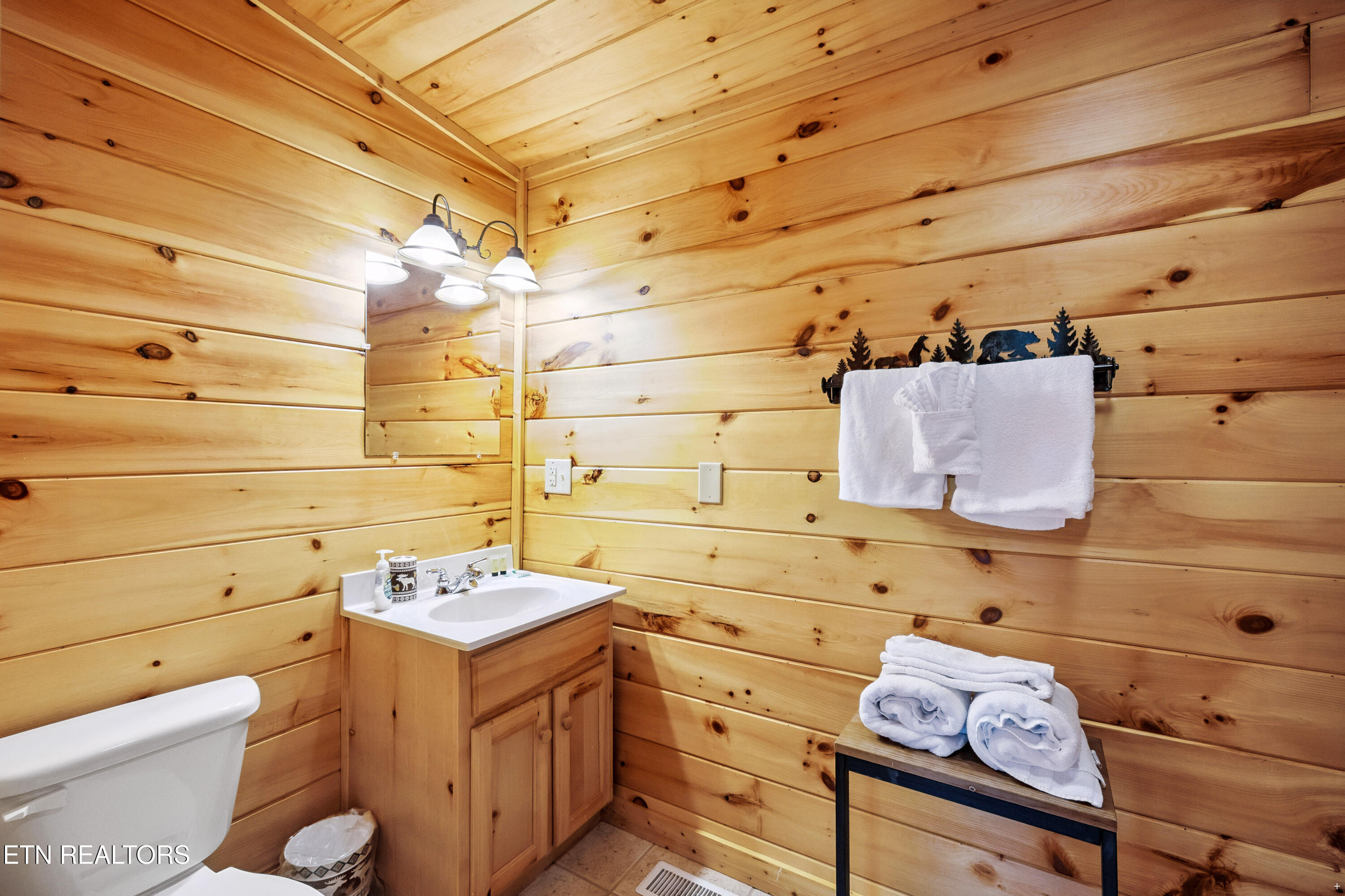 1930 Orchard Drive Sevierville TN 37876