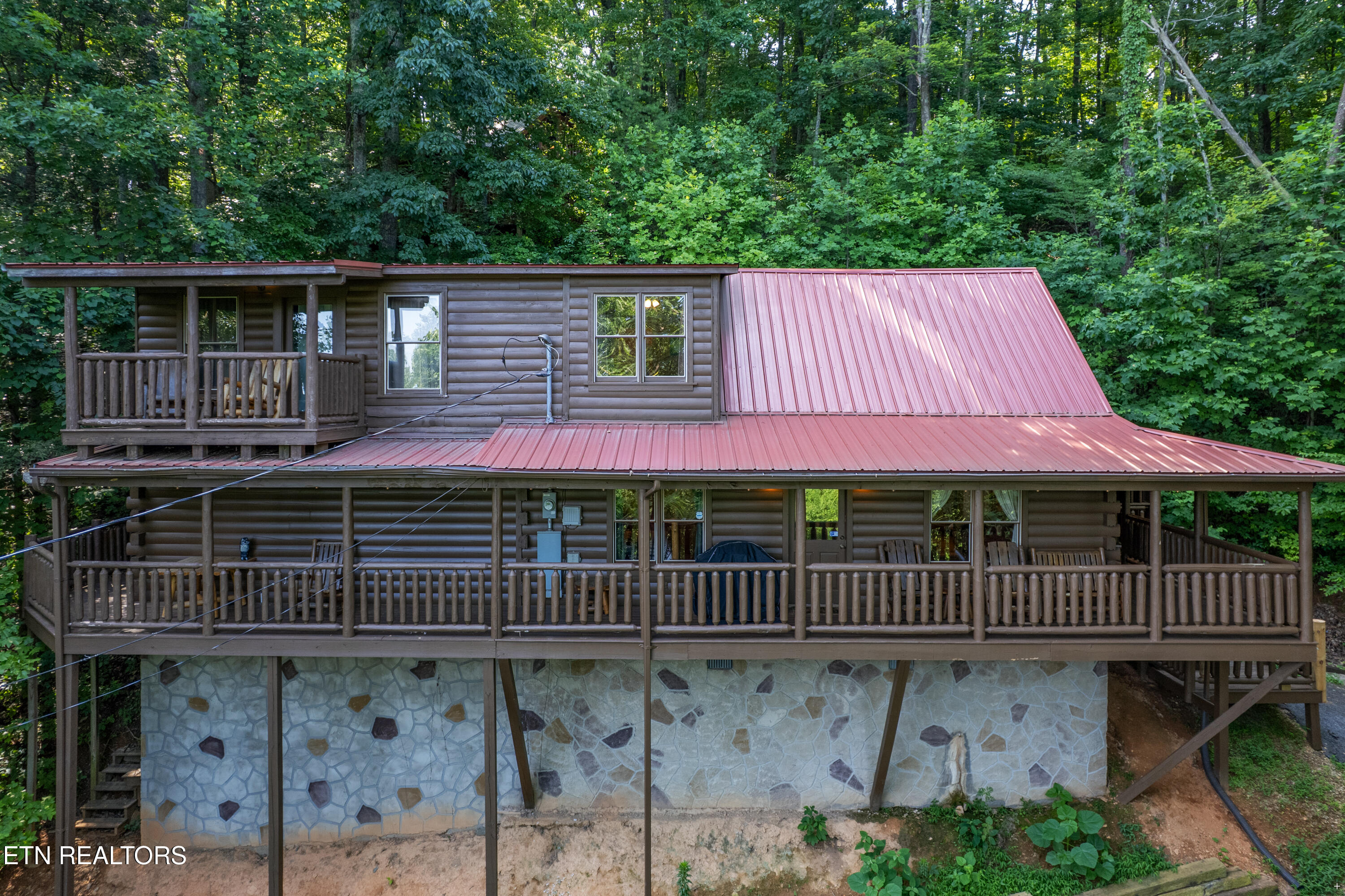1930 Orchard Drive Sevierville TN 37876