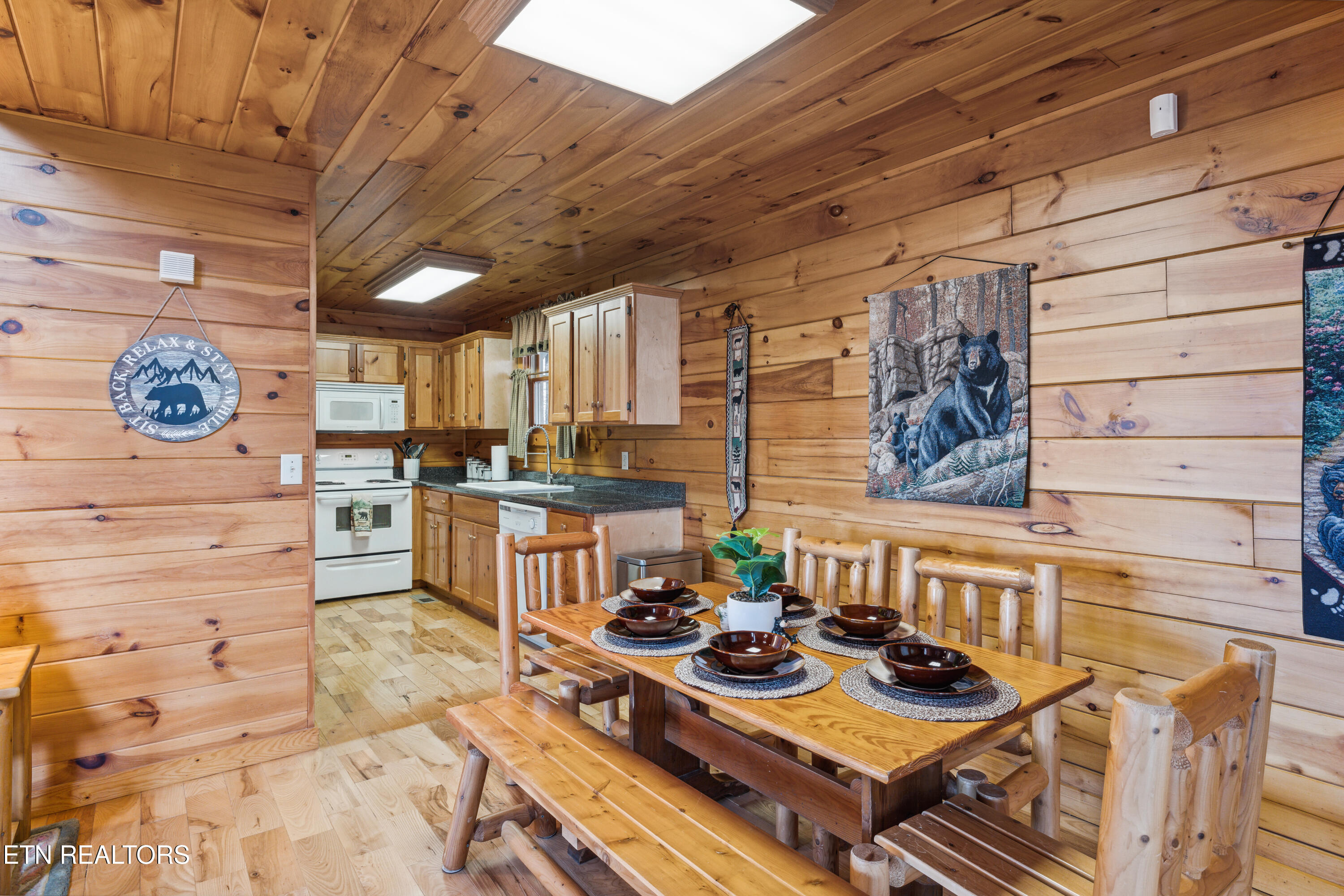 1930 Orchard Drive Sevierville TN 37876