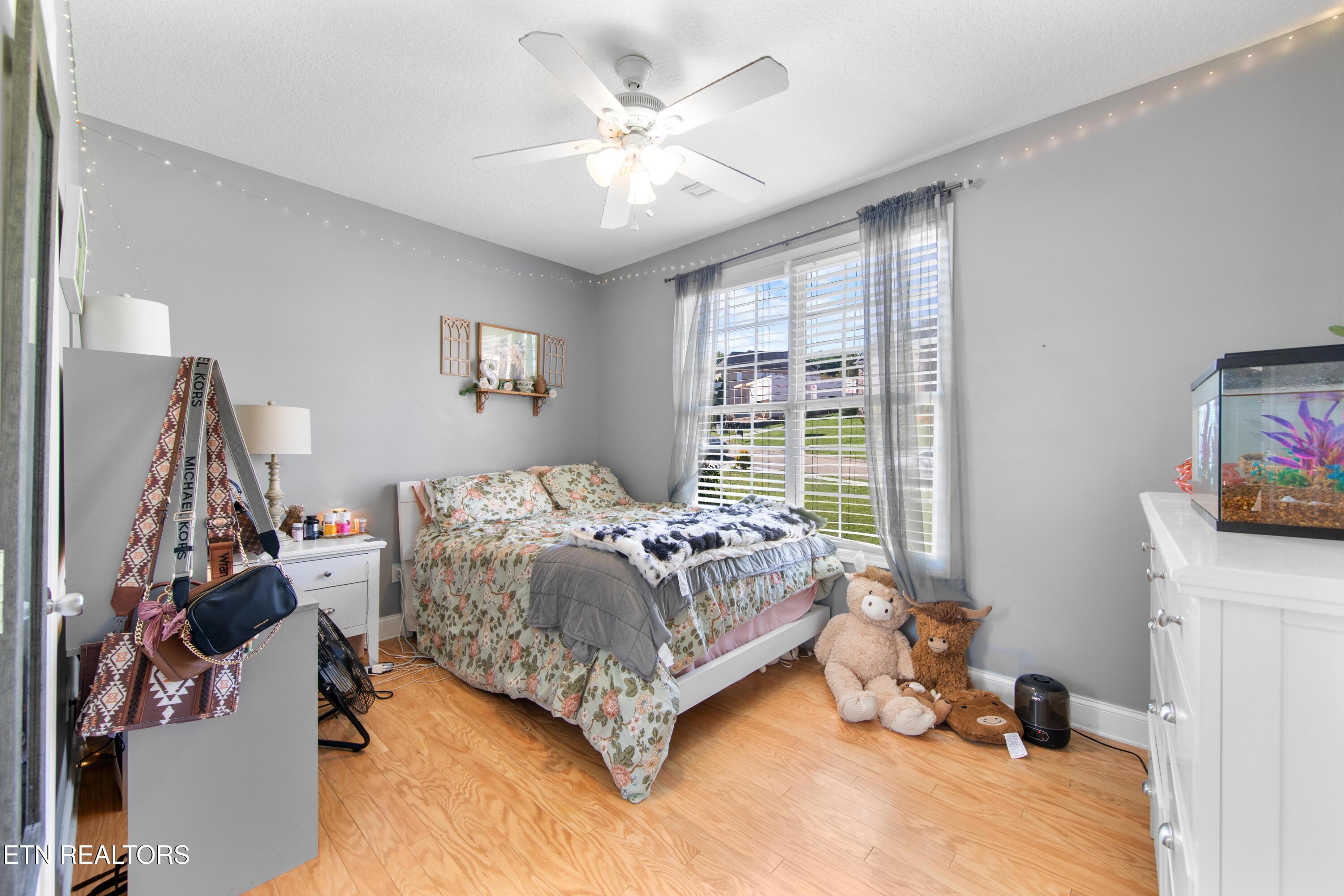 6113 Stratford Park Boulevard Knoxville TN 37912