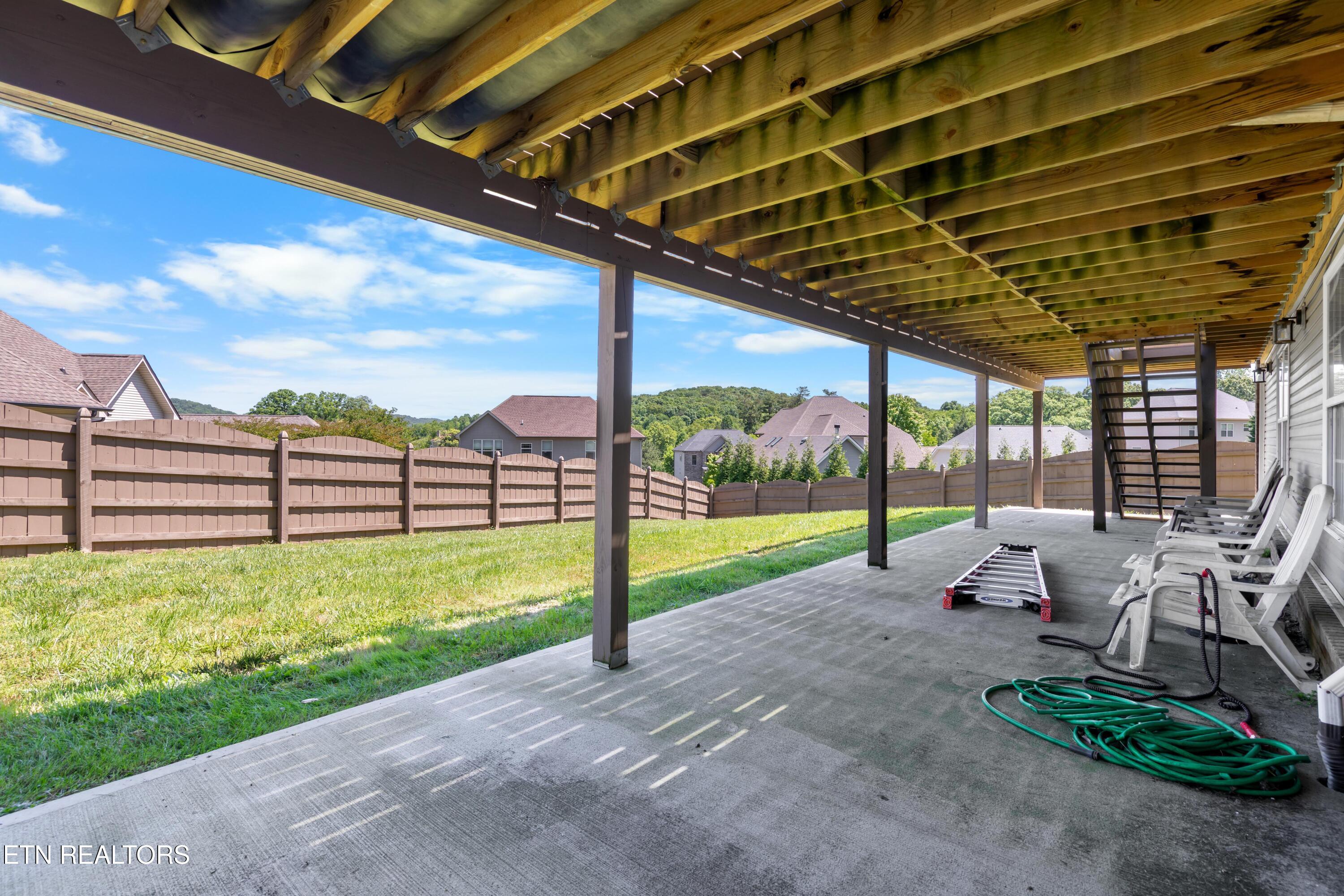 6113 Stratford Park Boulevard Knoxville TN 37912