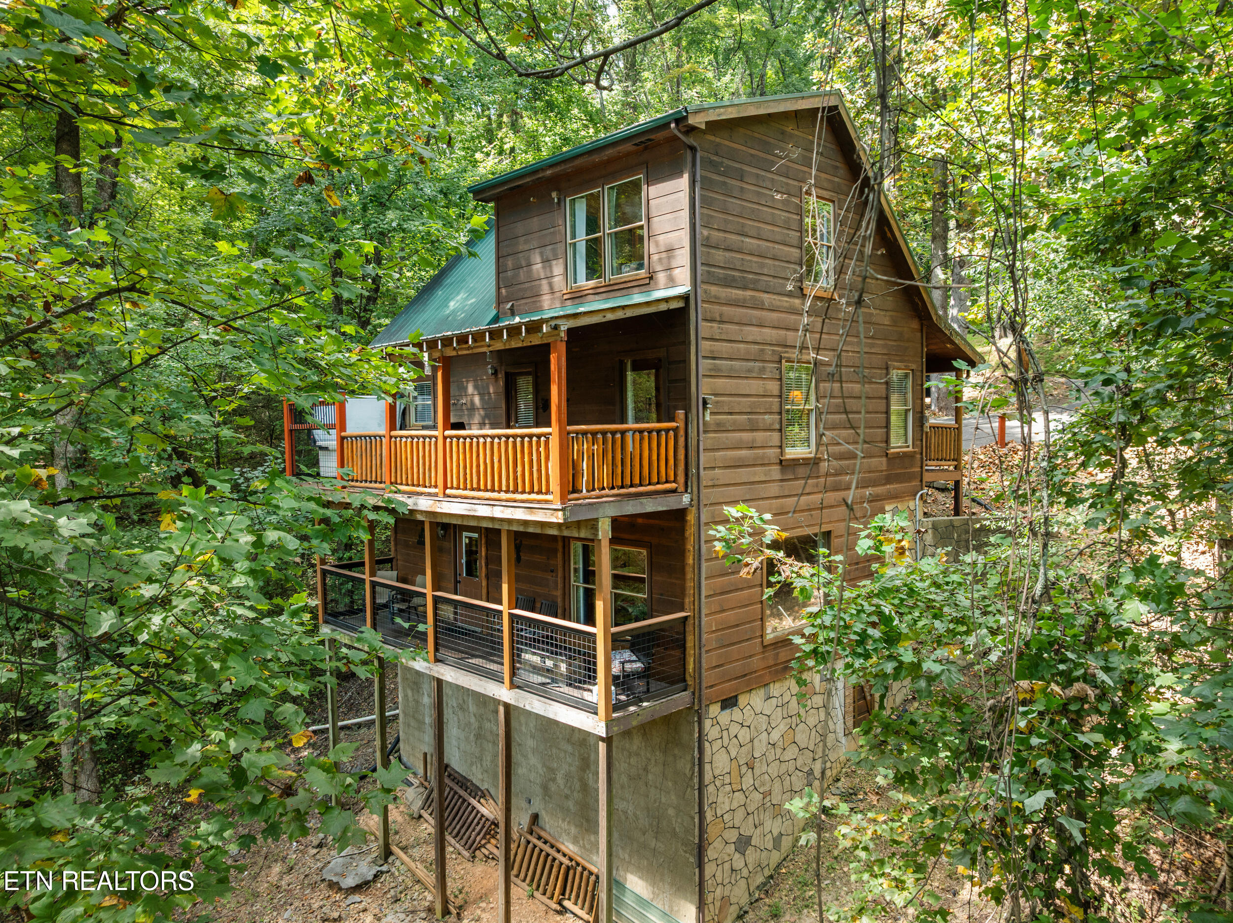 2404 Balsam Circle Sevierville TN 37876